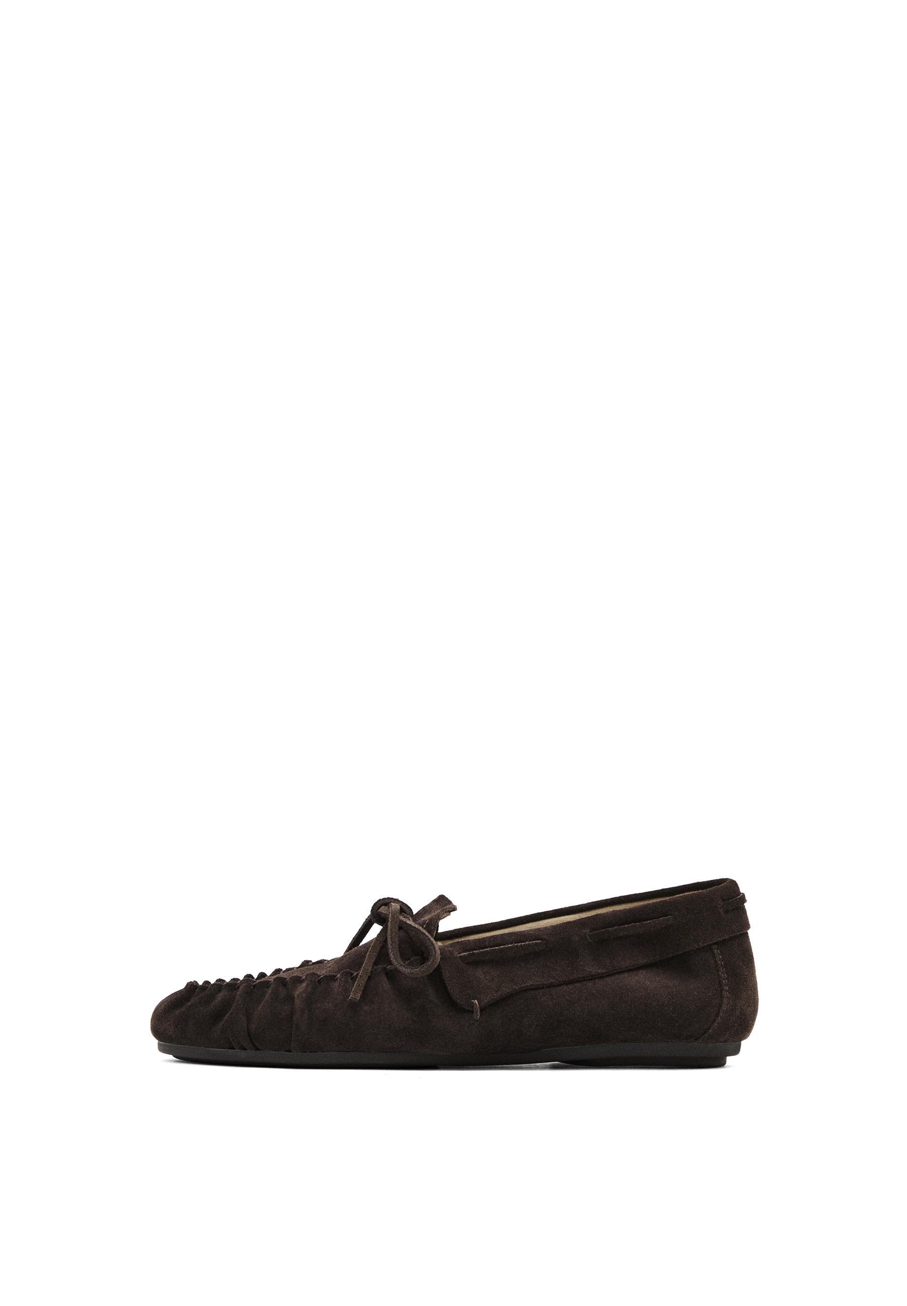 Split leather loafers with gathered bow — BROWN