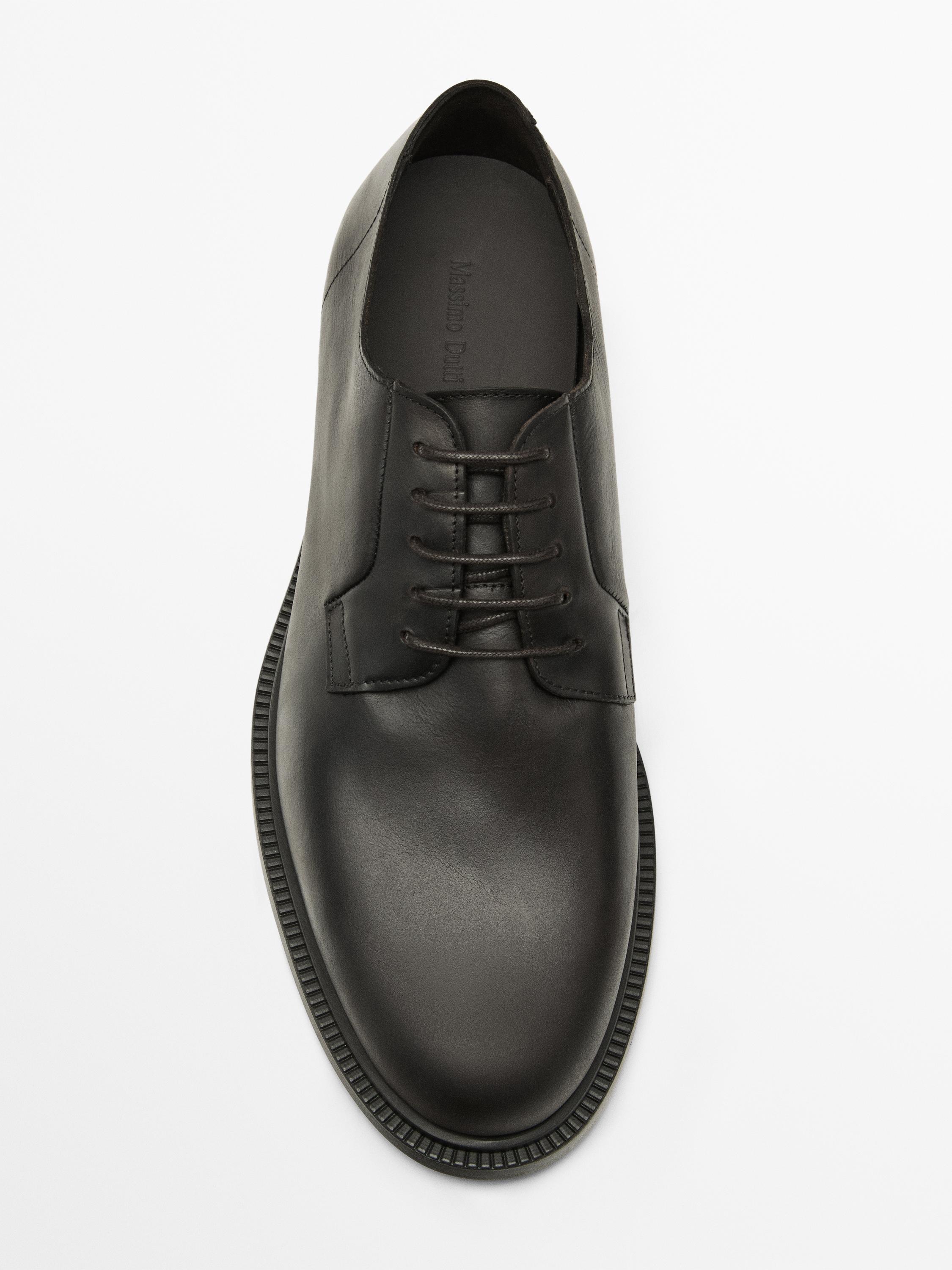 Leather derby shoes