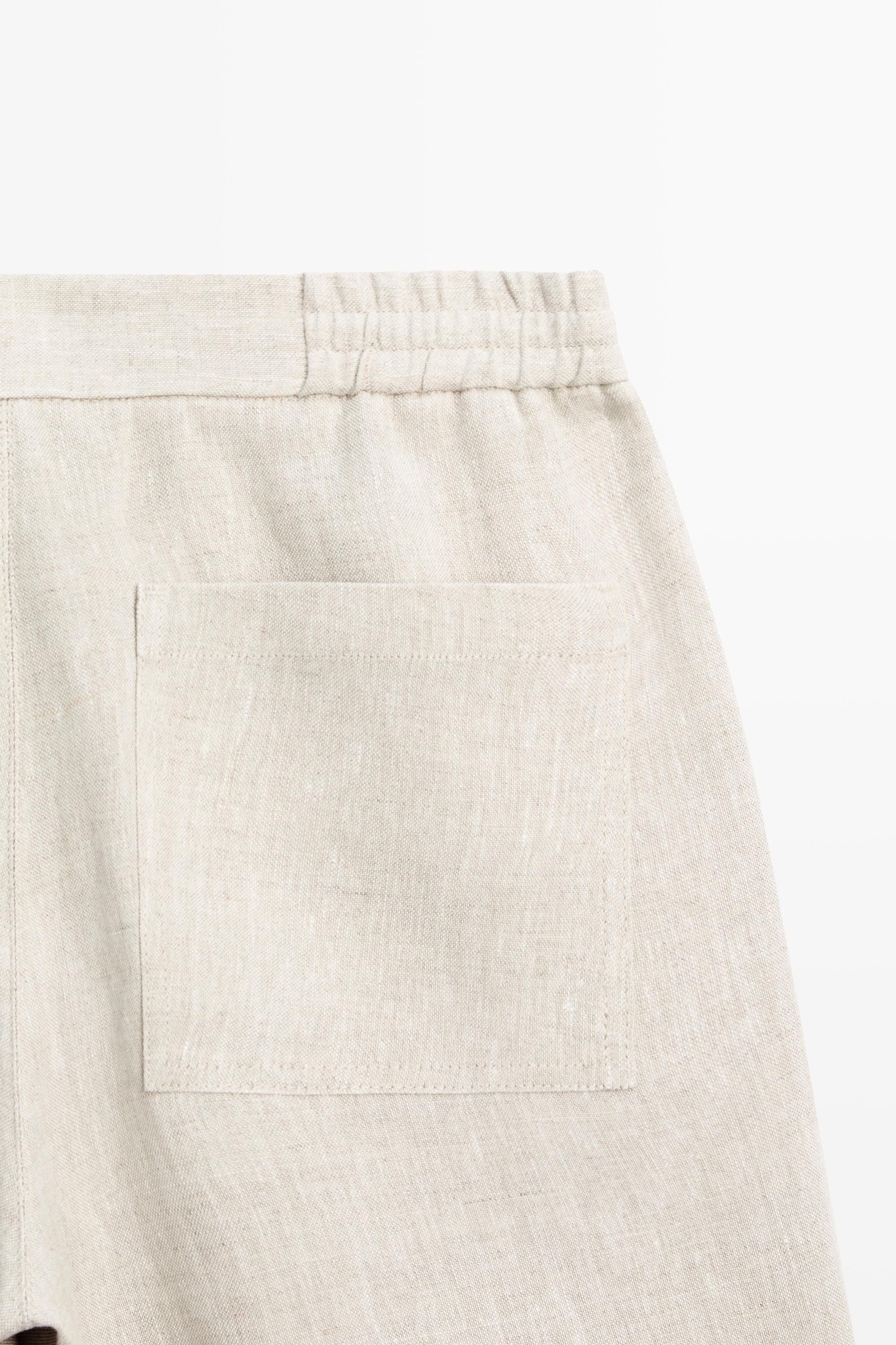 Linen Bermuda shorts with elasticated waistband — CREAM