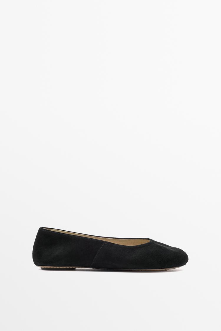 Soft suede goatskin ballet flat · Black · Balletâ Flats | Massimo Dutti