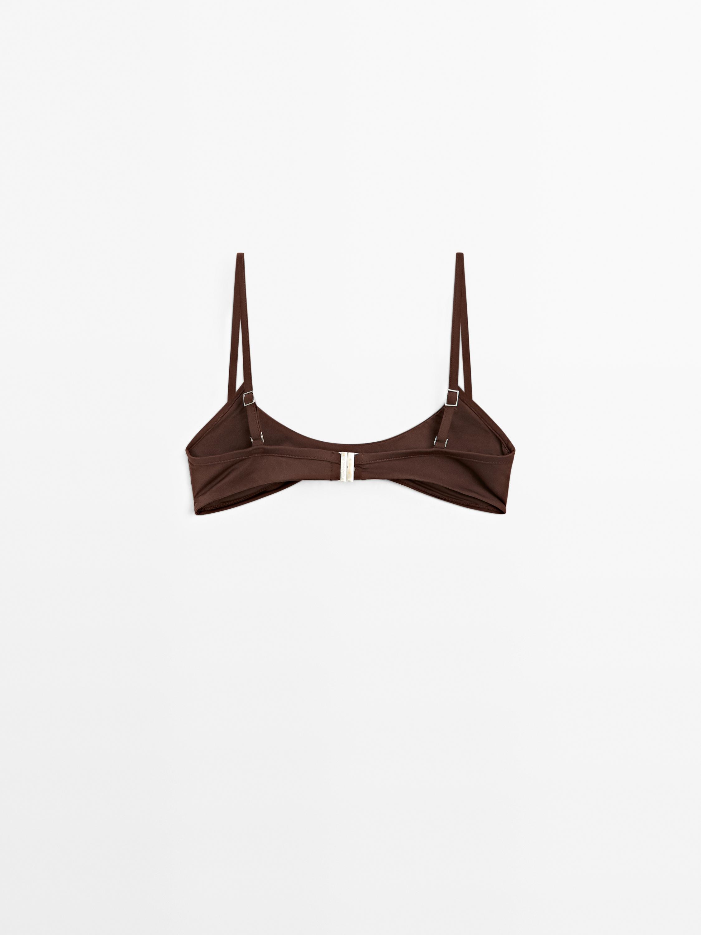 Bikini top with central seam