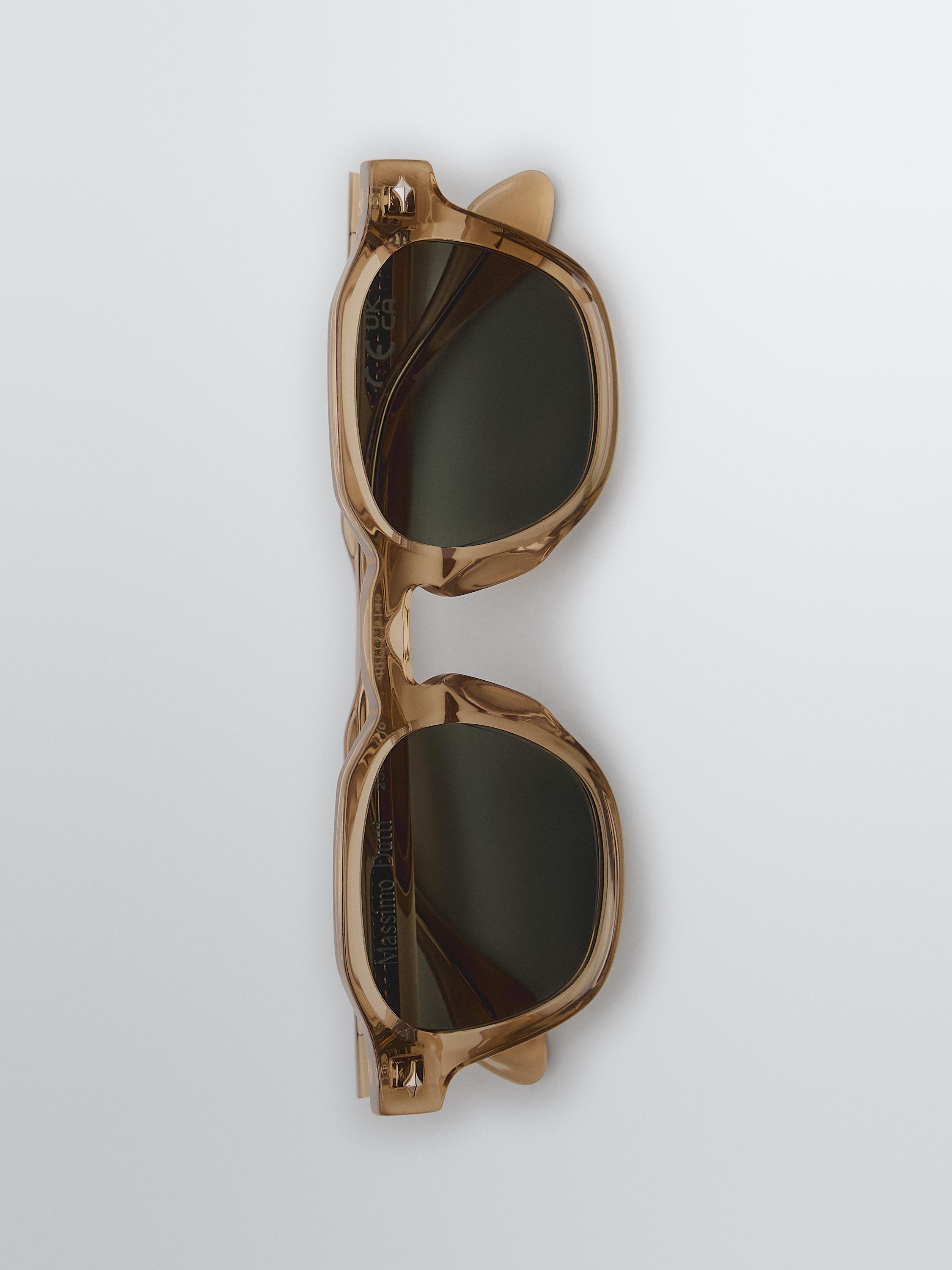 Geometric sunglasses — Mustard