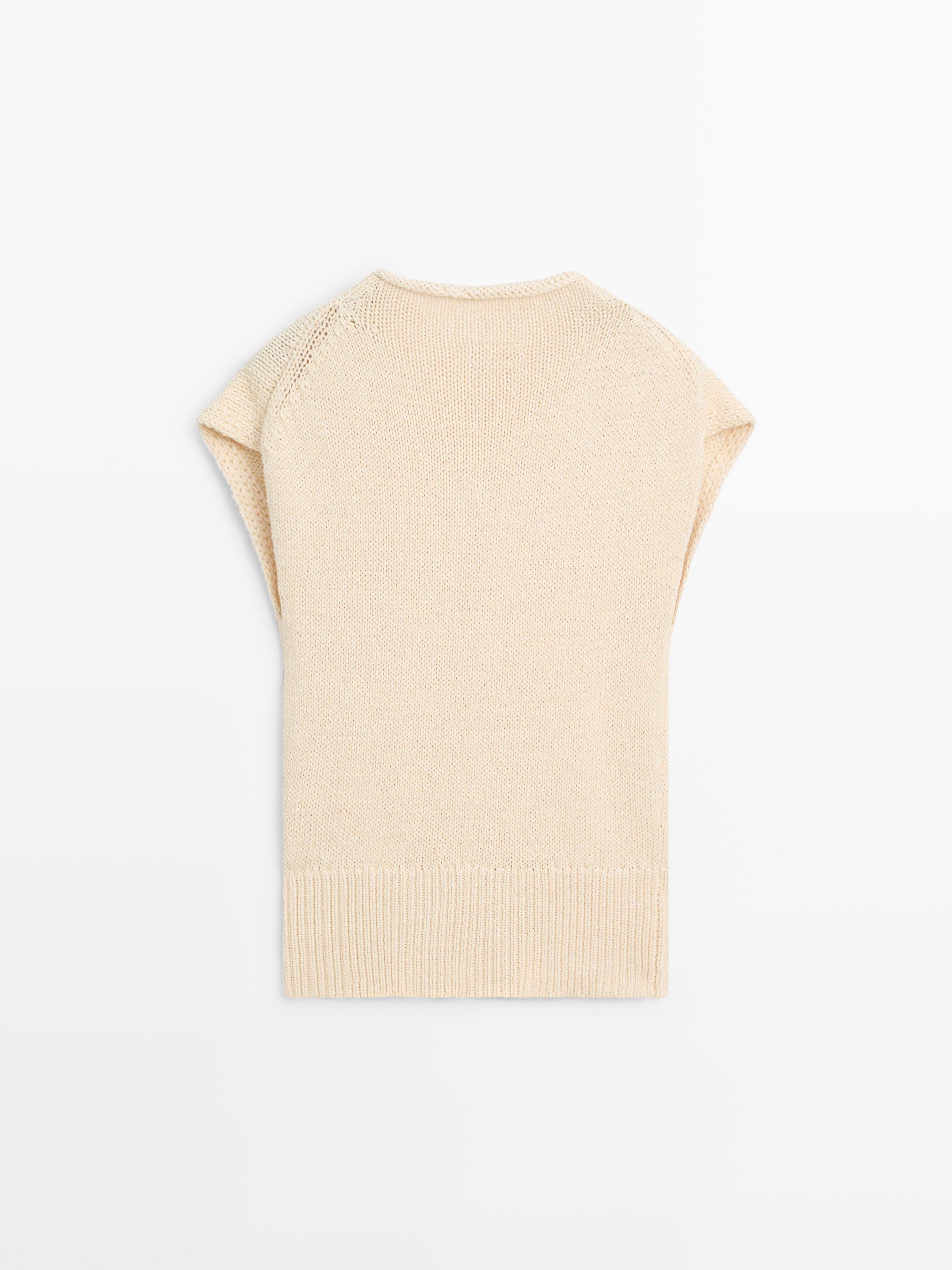 Cotton blend knit vest — CREAM