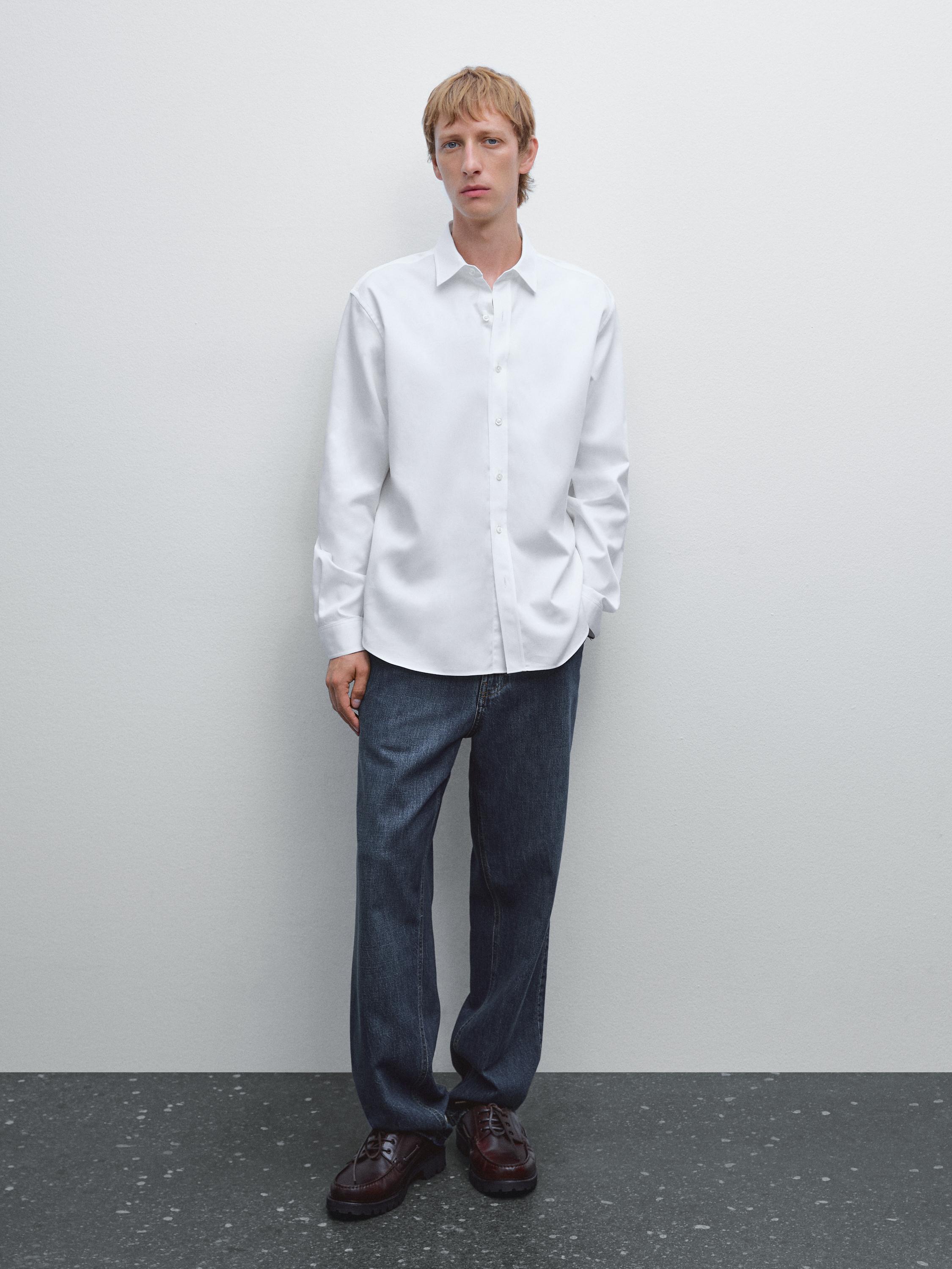 Regular fit textured shirt