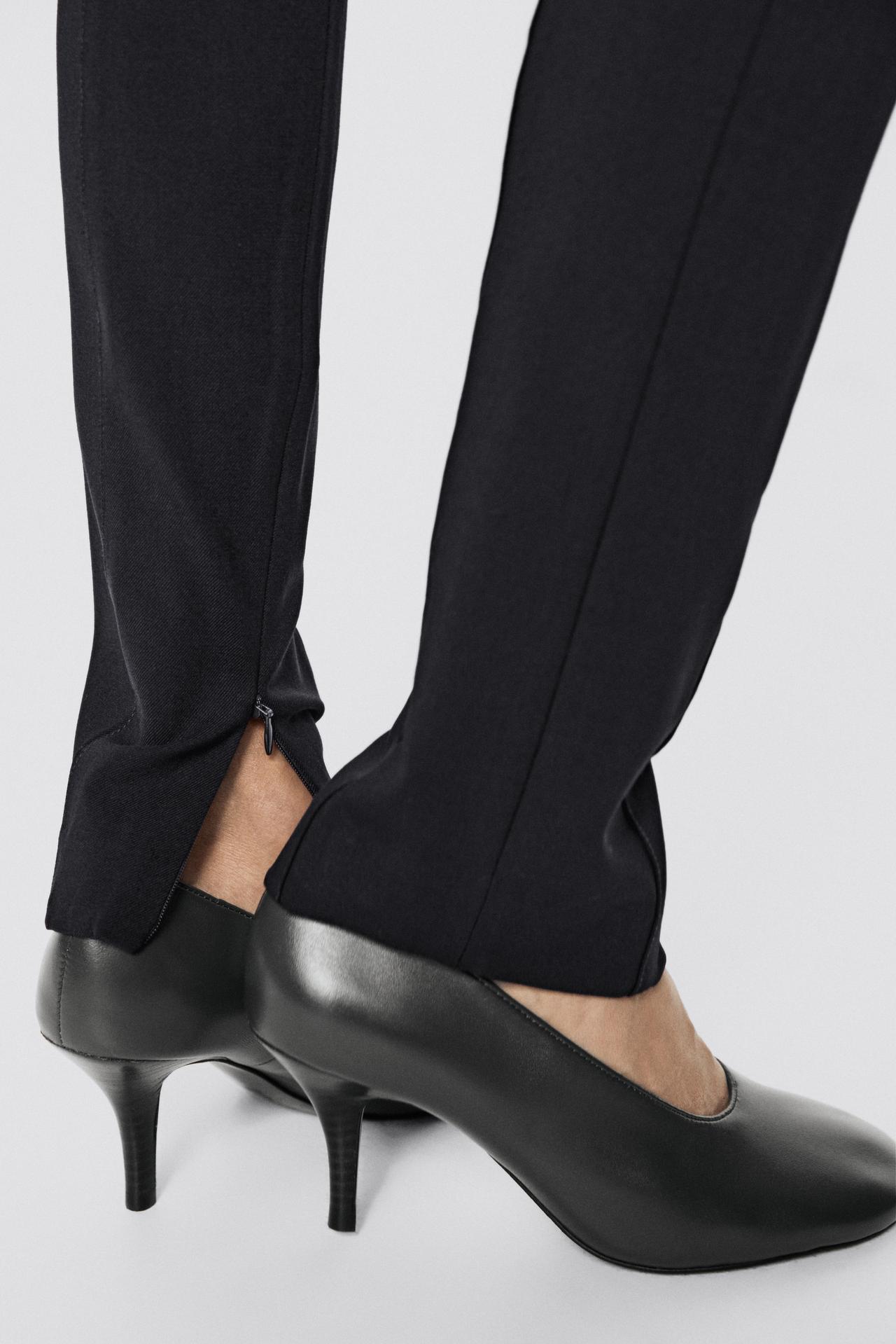Skinny fit pants with zip hem - LIMITED EDITION — NAVY BLUE