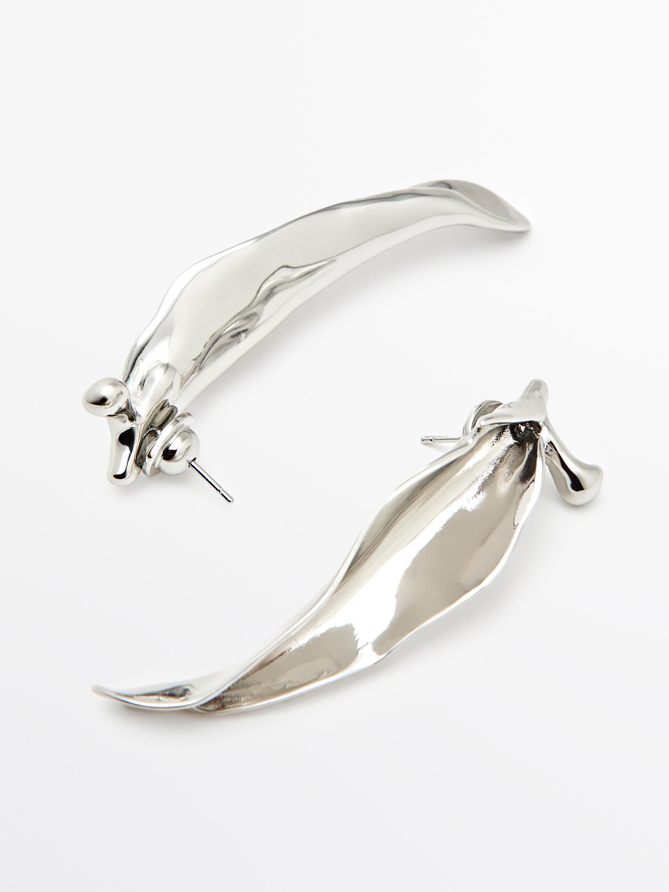 Irregular leaf earrings — SILVER