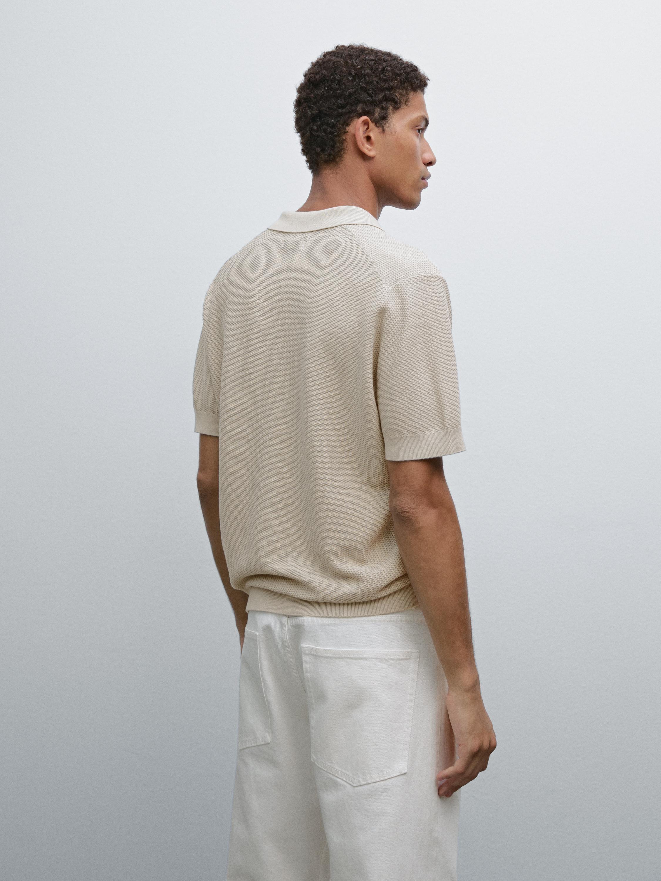 Textured knit short sleeve polo shirt