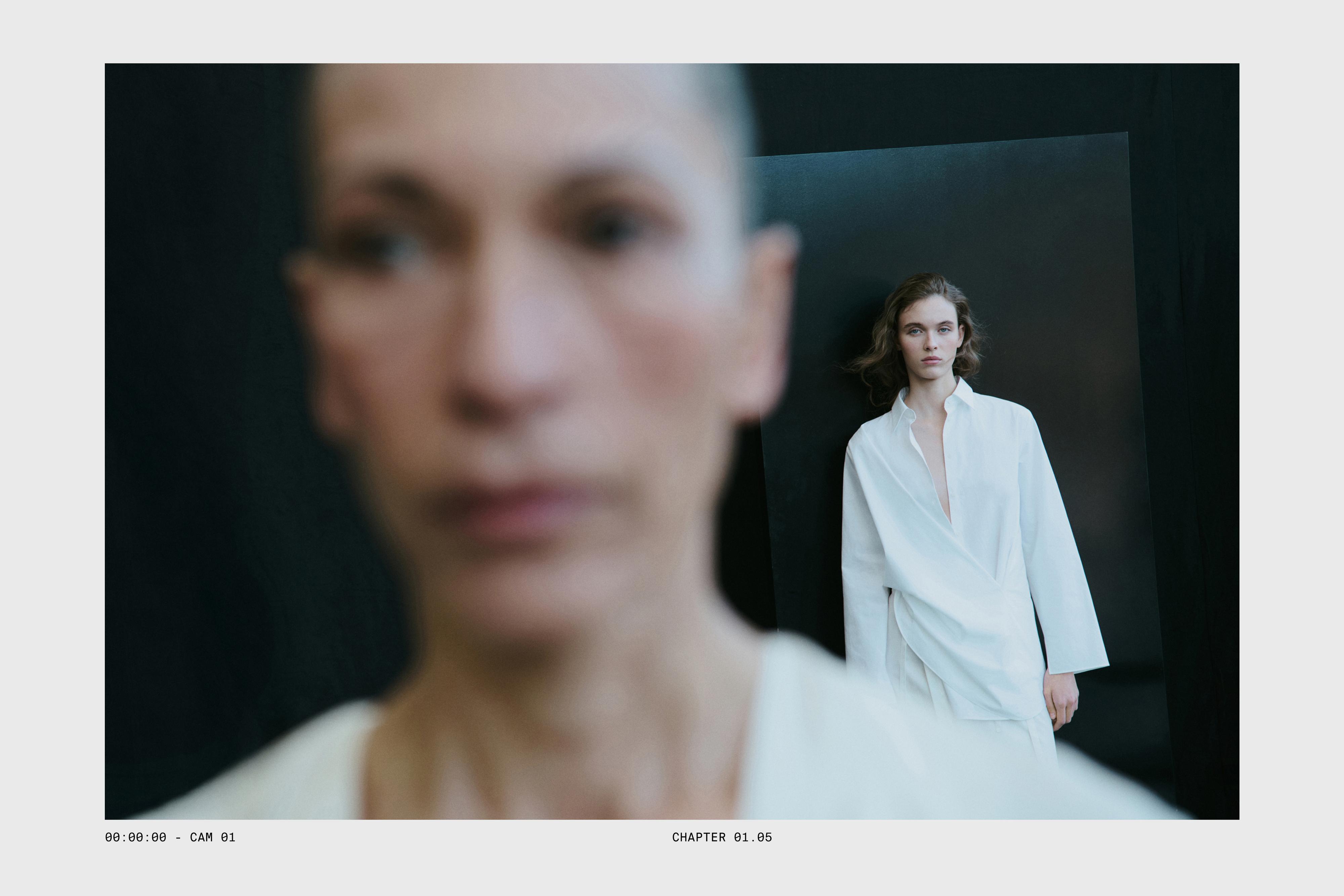 100% cotton shirt with gathered detail - STUDIO — WHITE