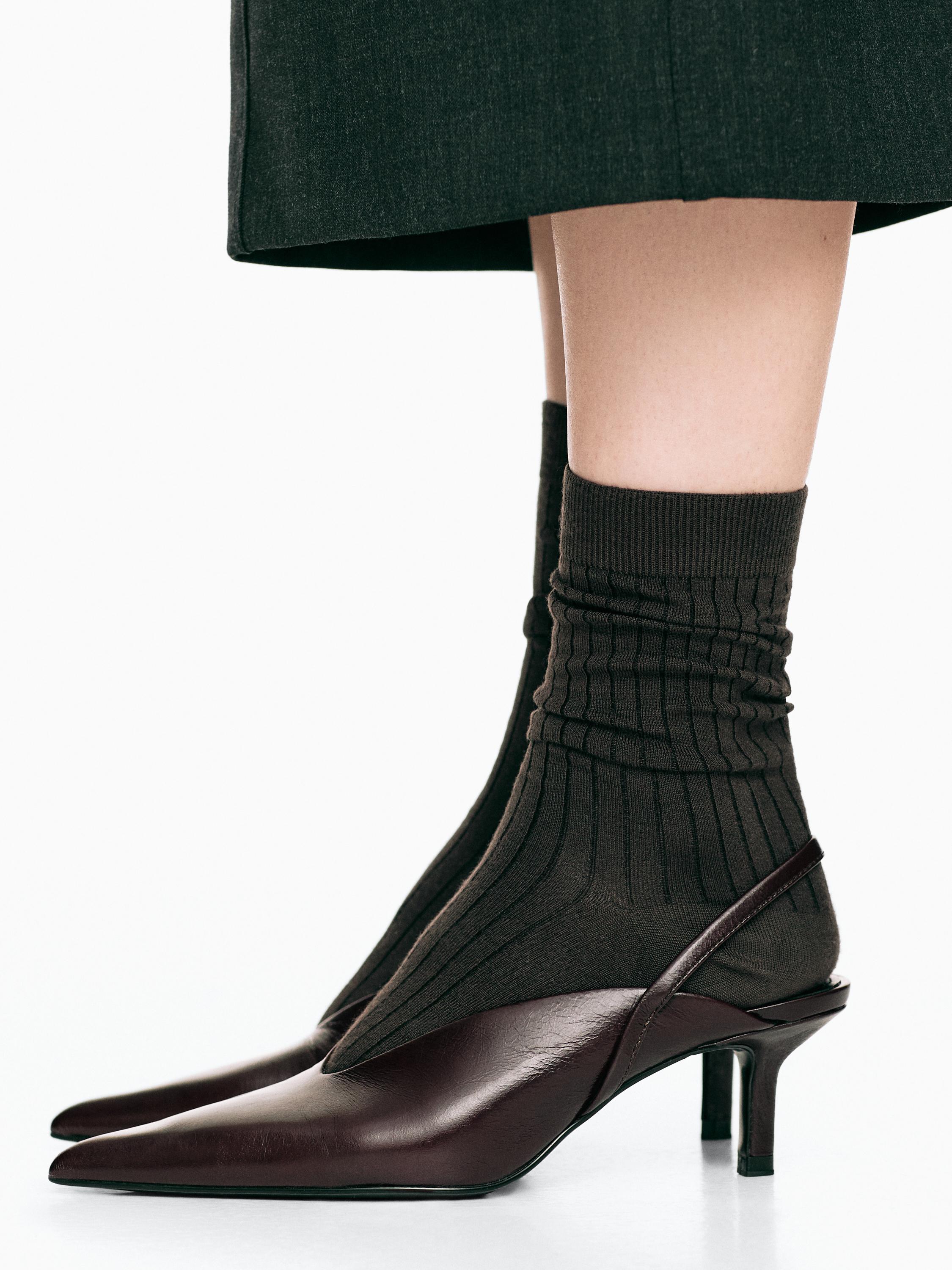 High-heel slingback shoes — BURGUNDY