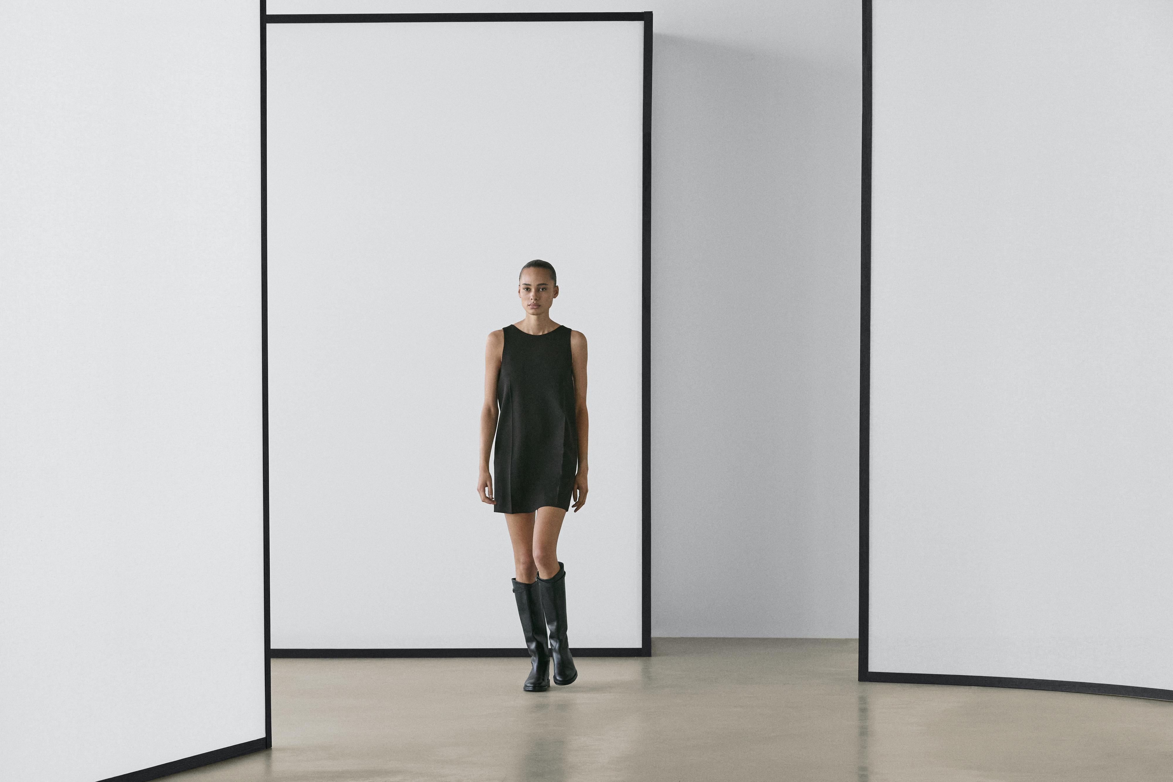 Wool blend mini dress — BLACK