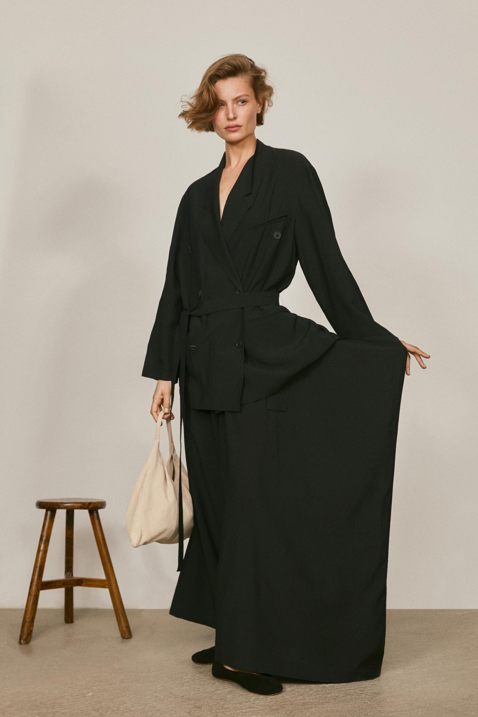 Flowing oversize blazer with belt detail - LIMITED EDITION — BLACK