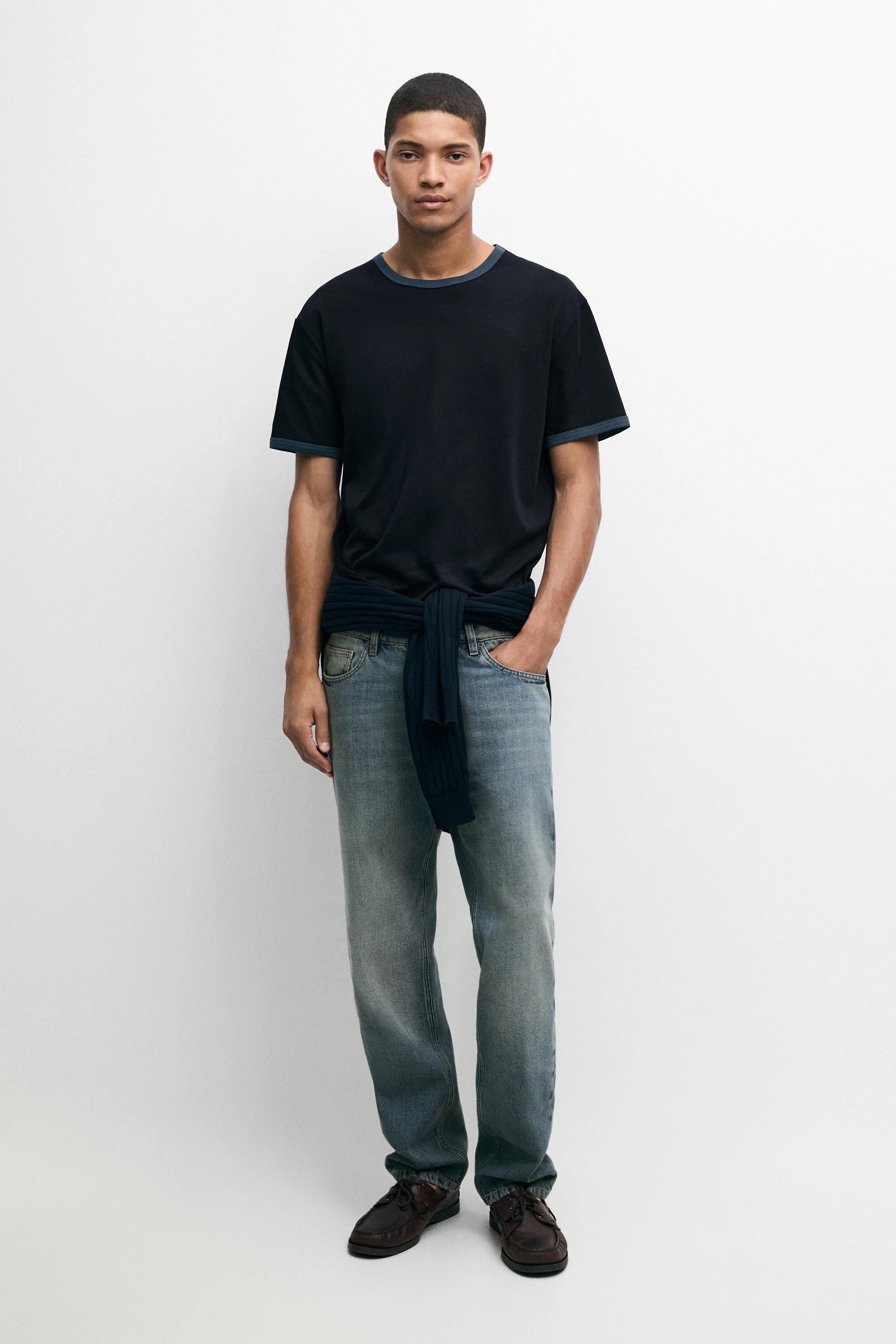 100% cotton contrast neck T-shirt