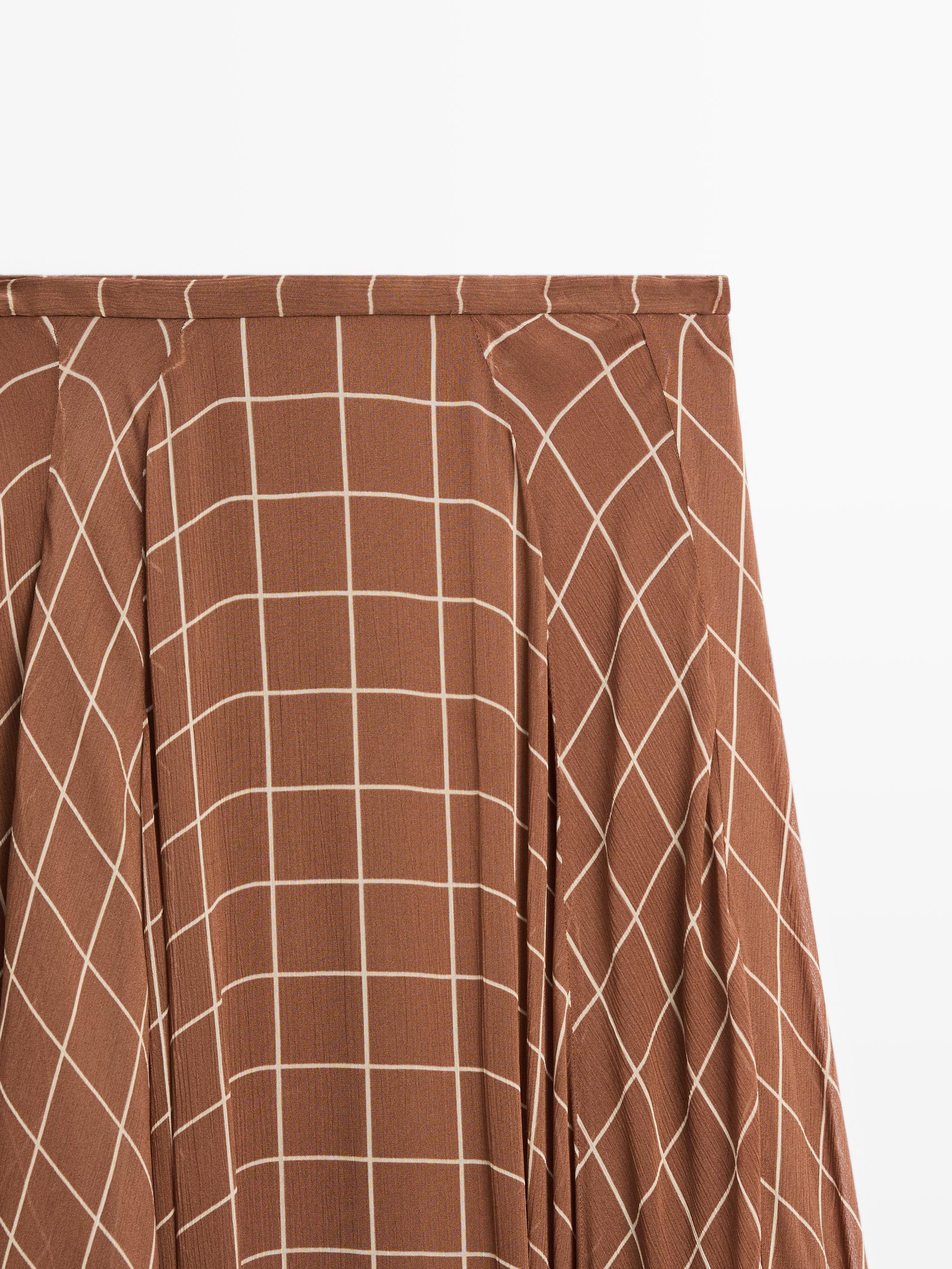 Long flowing skirt with checked detail