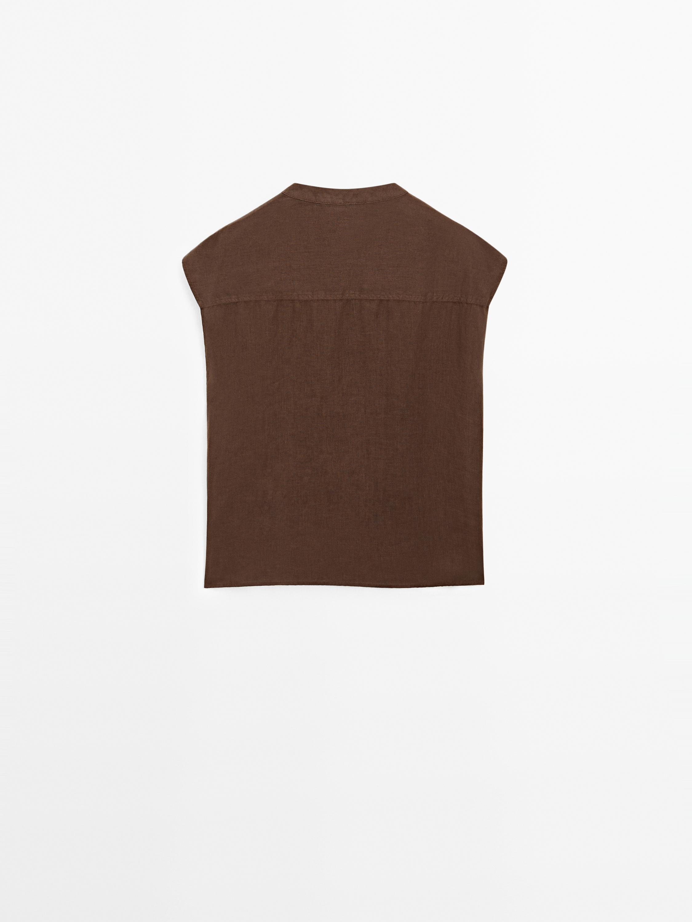 Waistcoat with buttoned chest detail