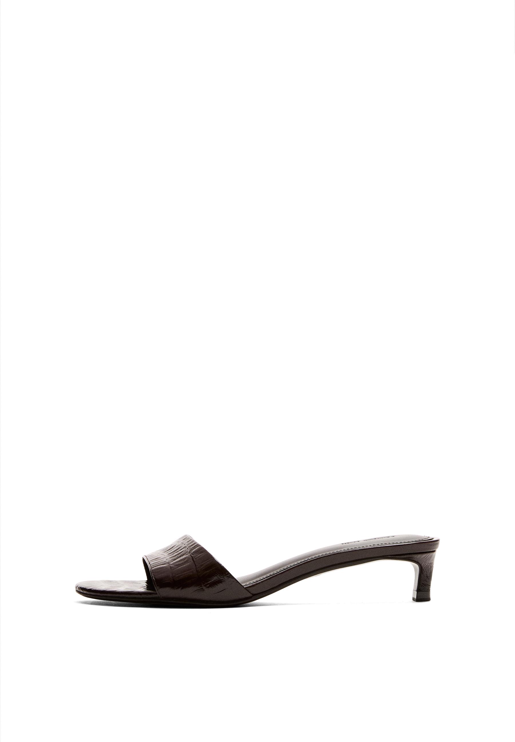 High-heel sandals in embossed leather — BROWN