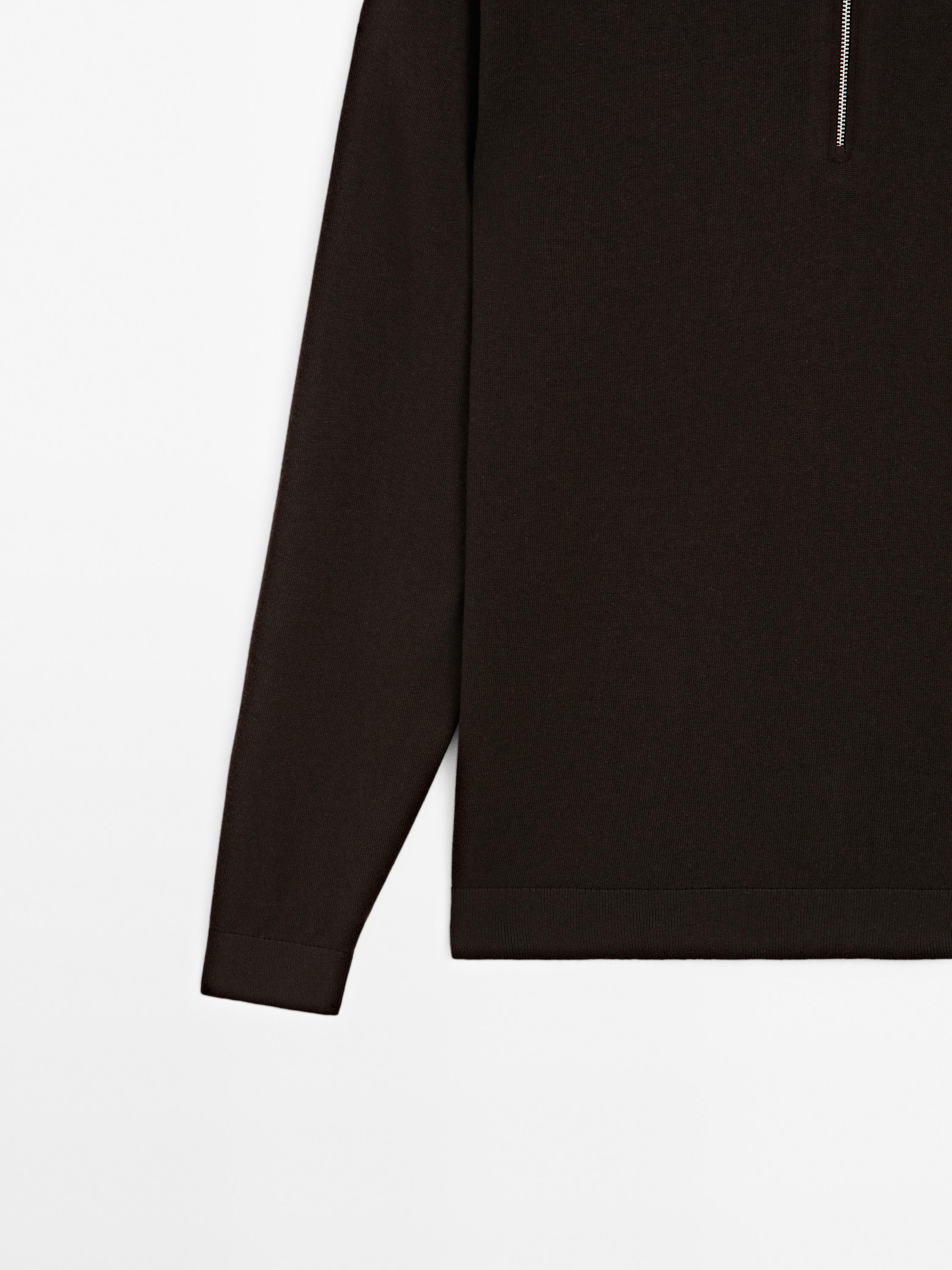 Knit polo sweater with zip