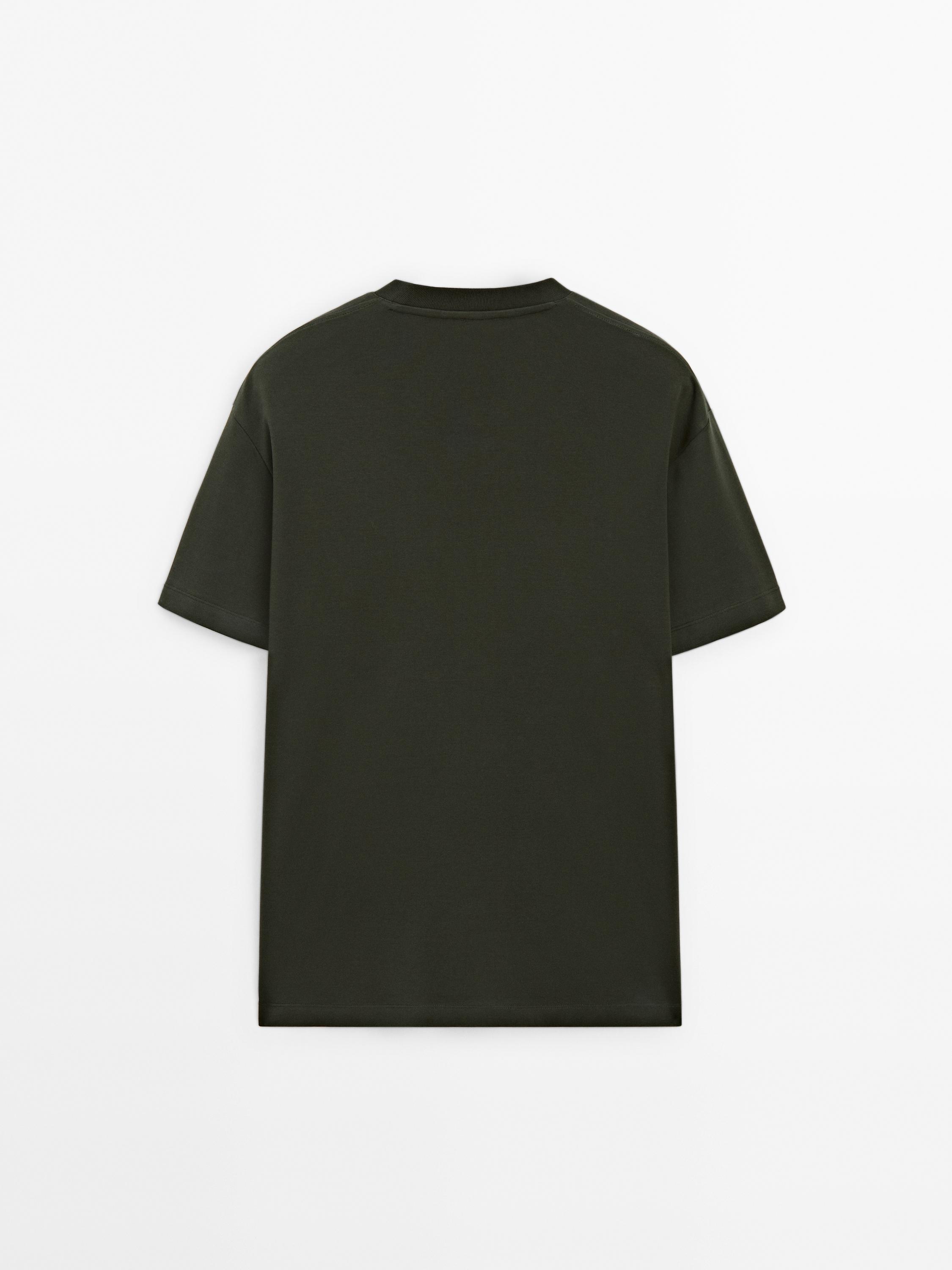 100% cotton medium weight T-shirt