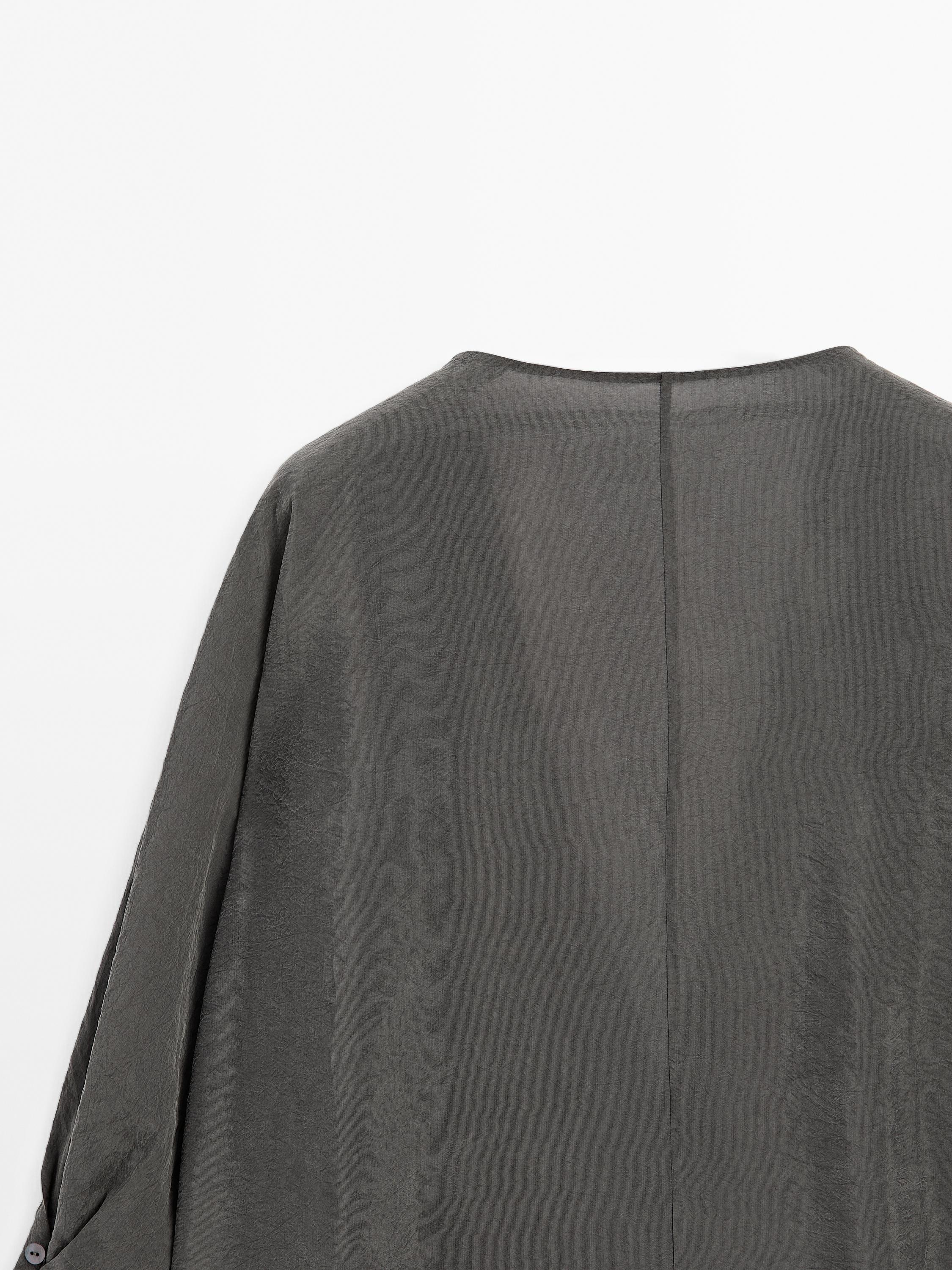 Flowing blouse with pleated cuff detail - Studio