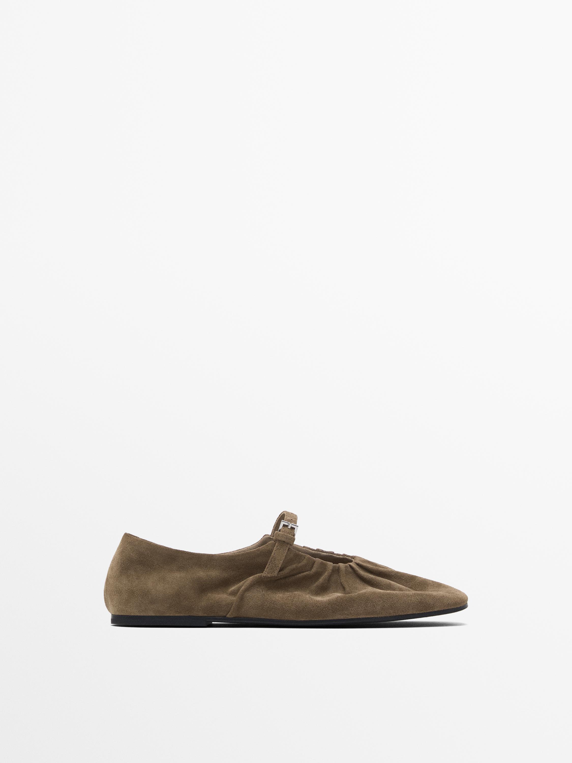 Split leather ballet flats with gathered detail