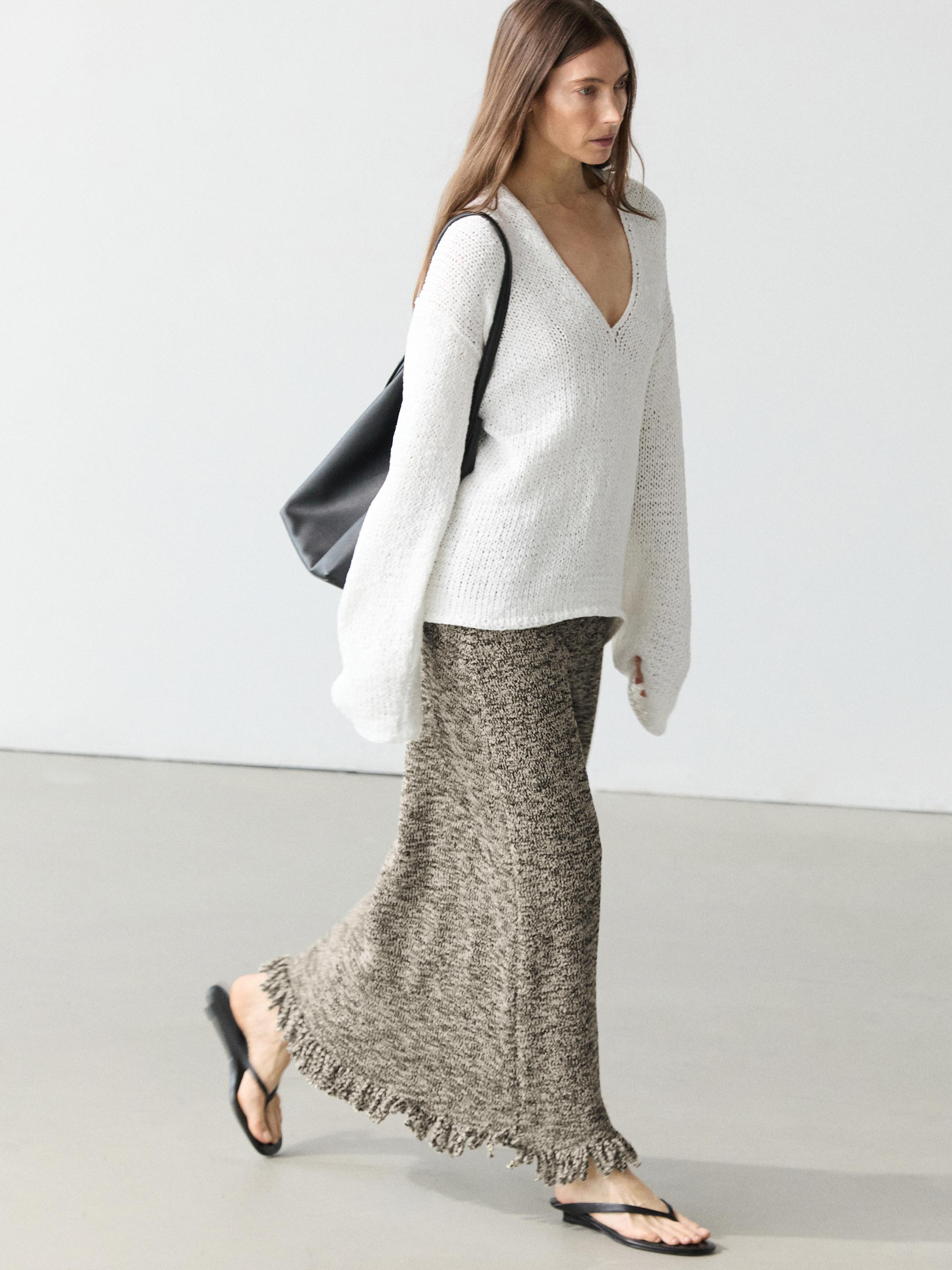 Total look knit skirt with fringing — BLACK