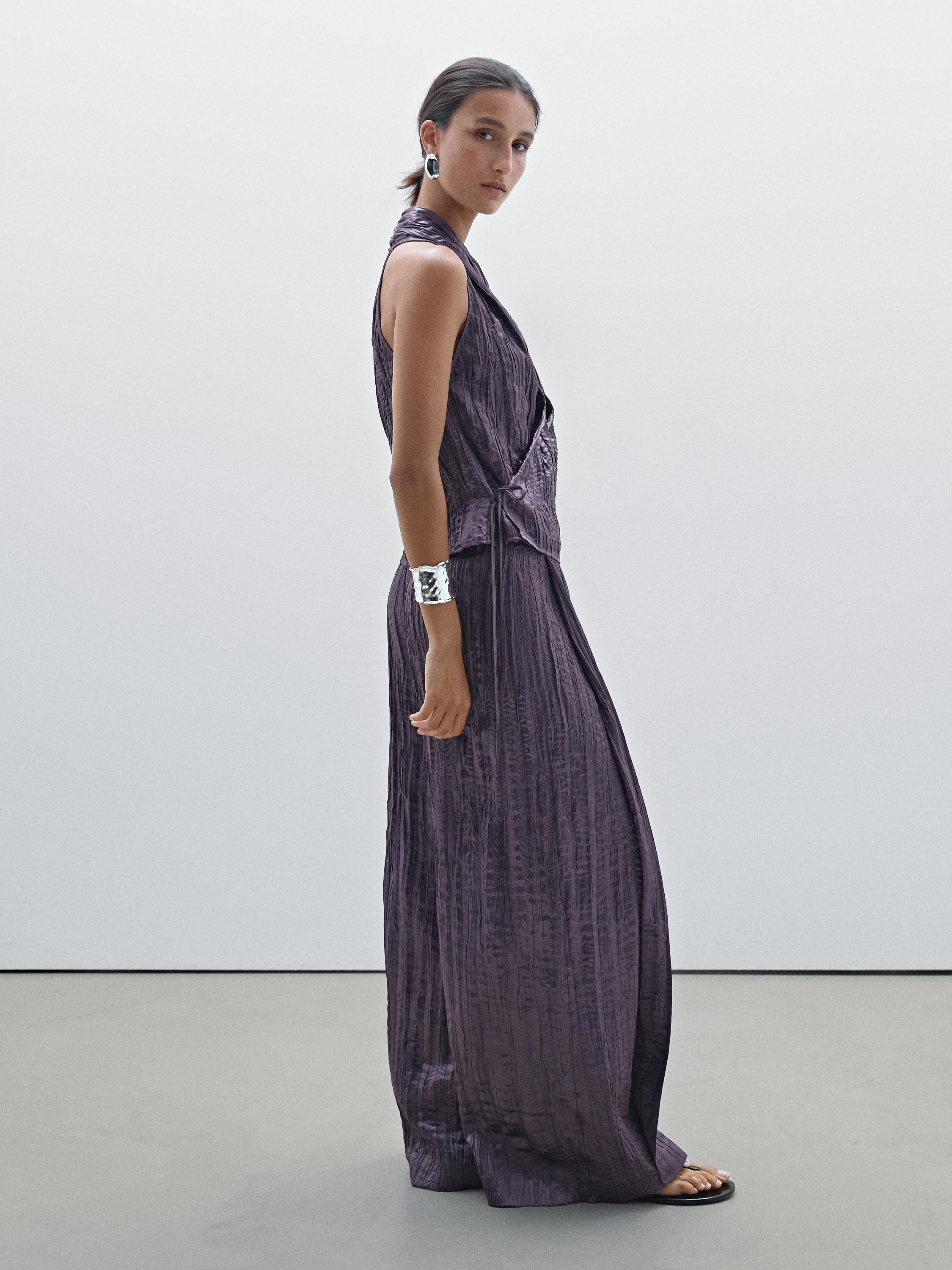 Celana panjang pleated straight-fit
