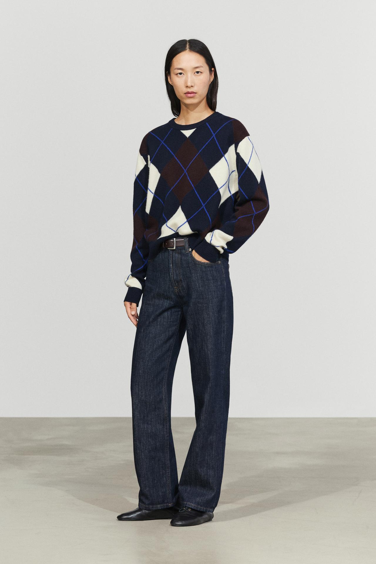 100% wool knit sweater with argyle detail — NAVY BLUE
