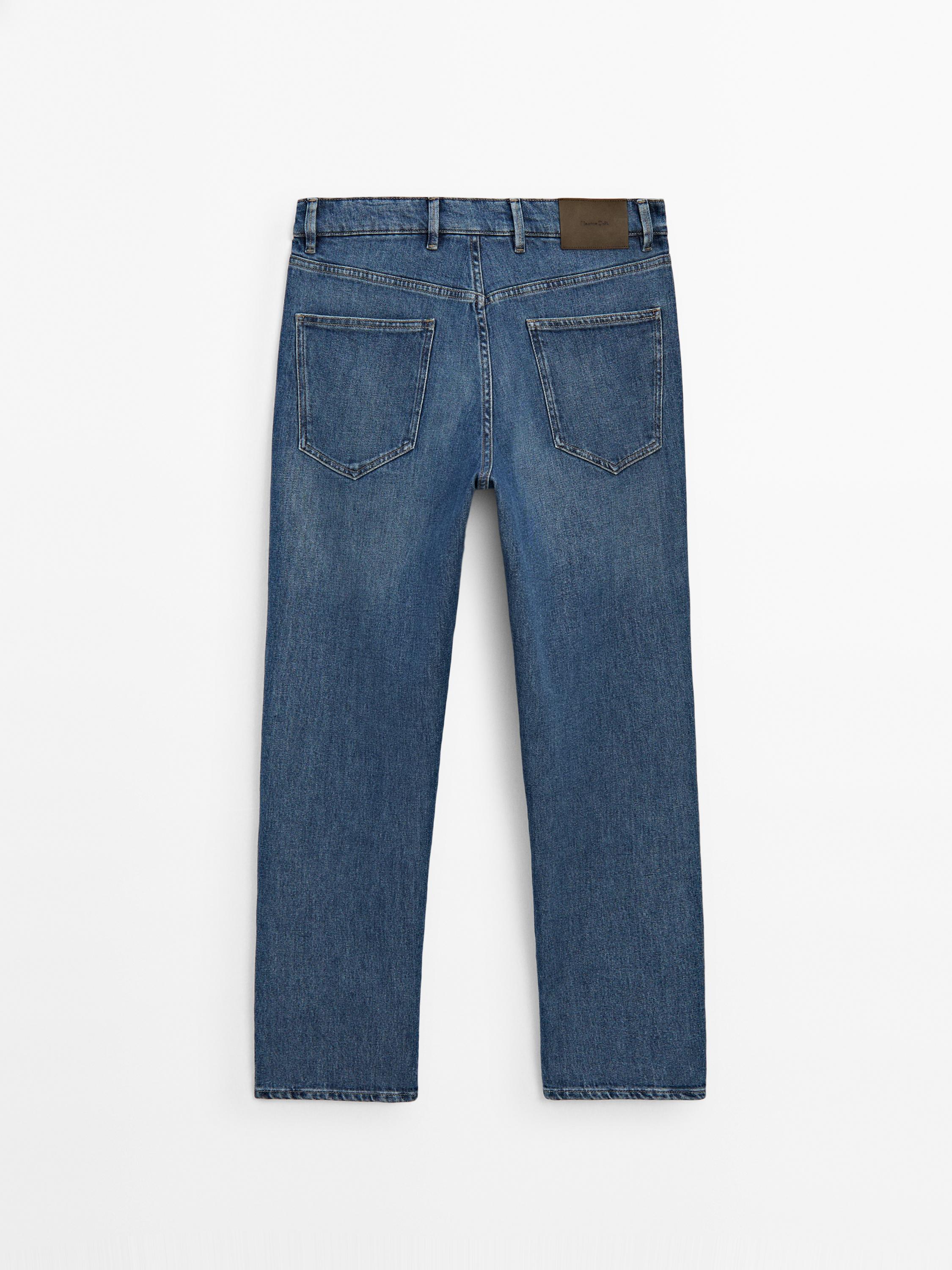 Tapered fit jeans