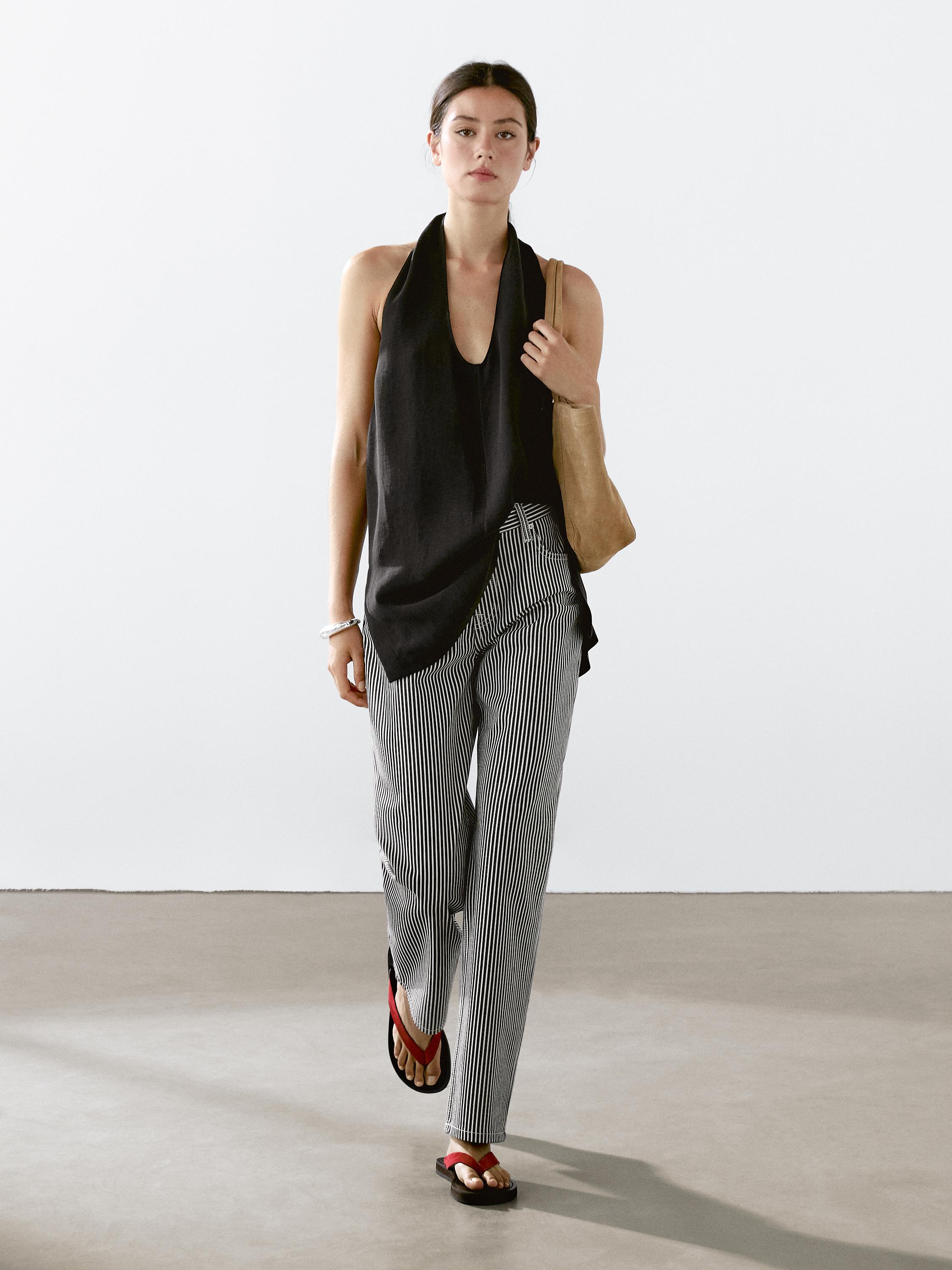 Low-rise straight-leg jeans with striped detail