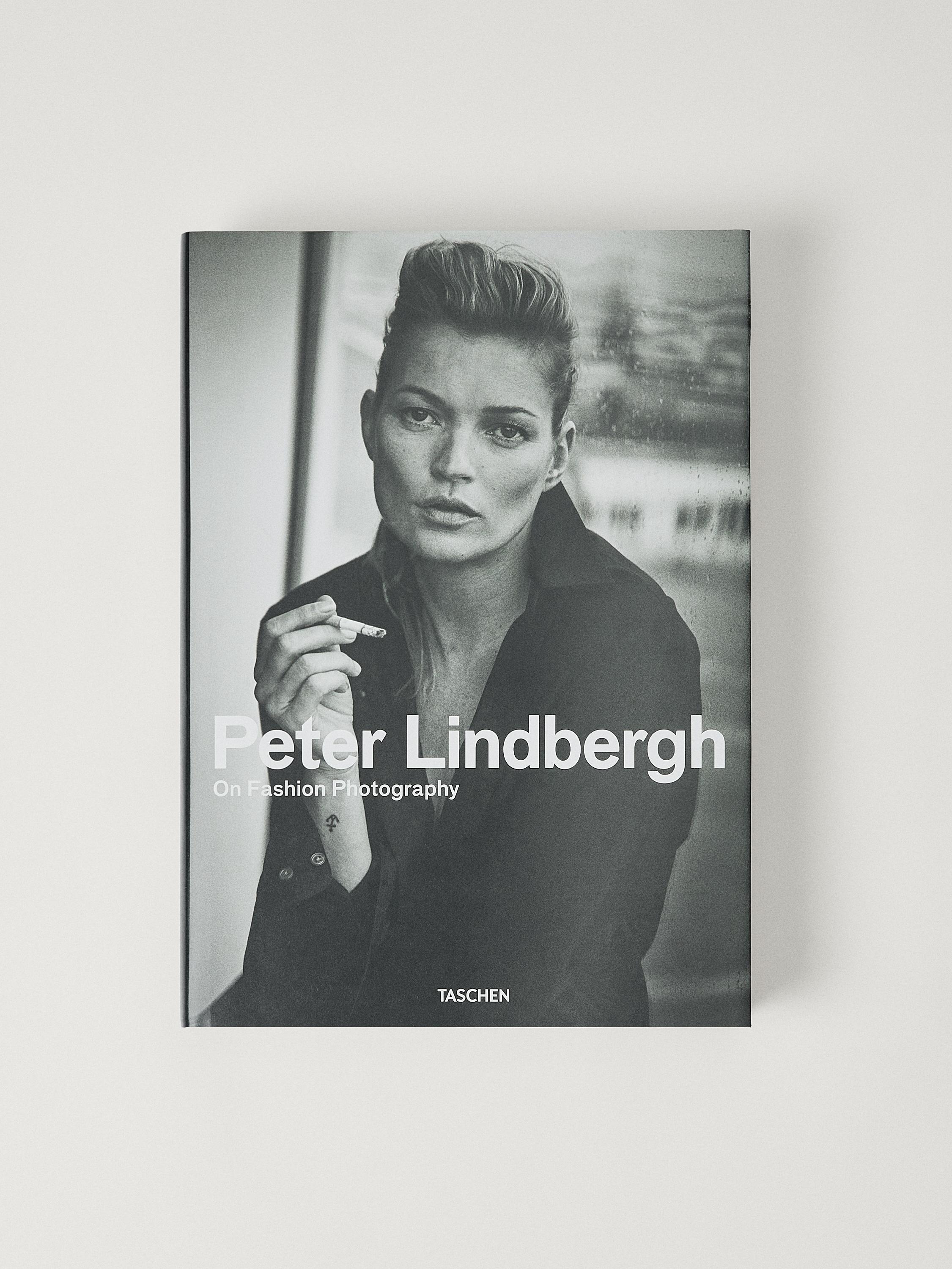 Peter Lindbergh. On Fashion Photography book · White | Massimo Dutti