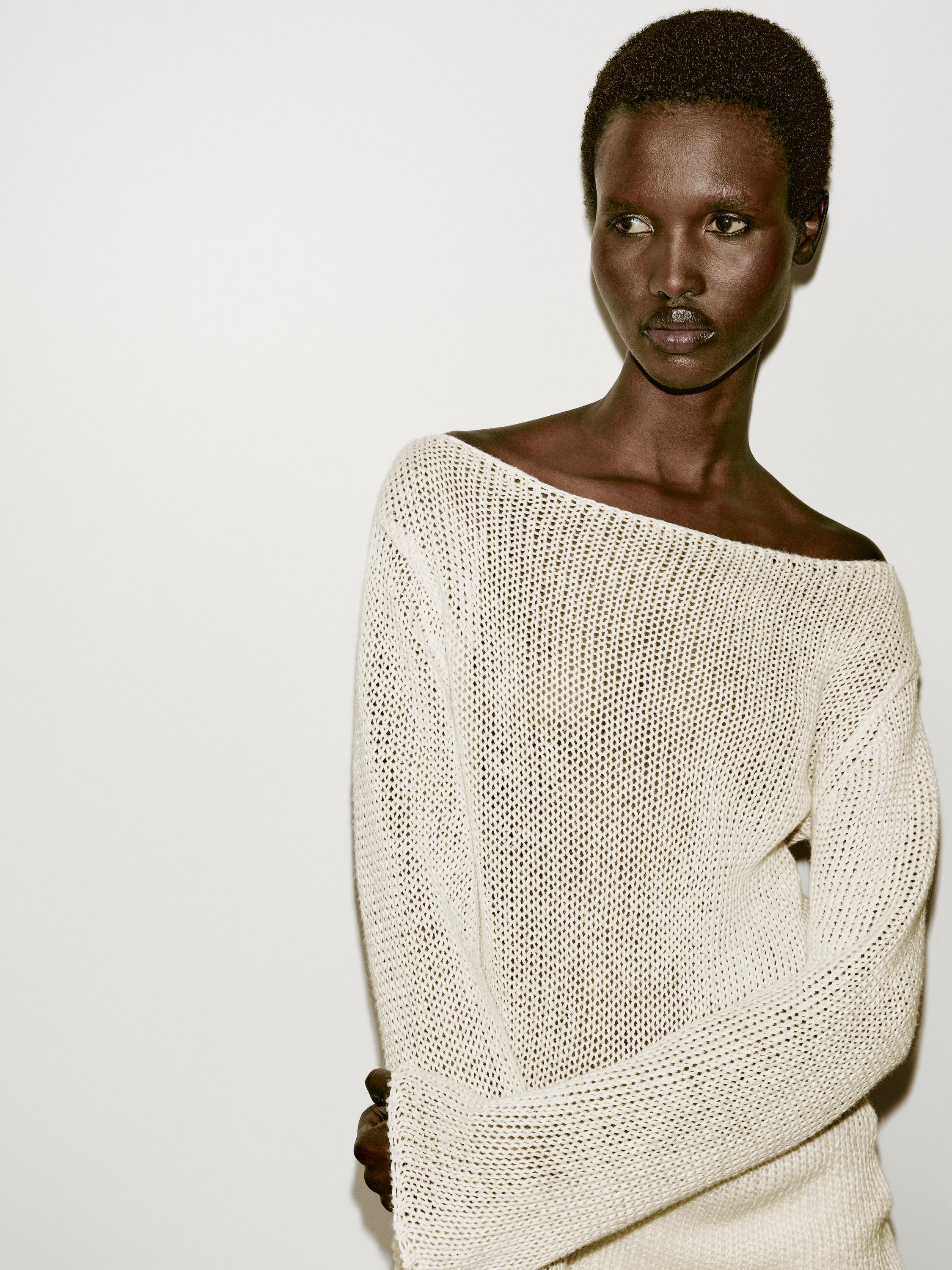 Long cutwork sweater - Limited Edition