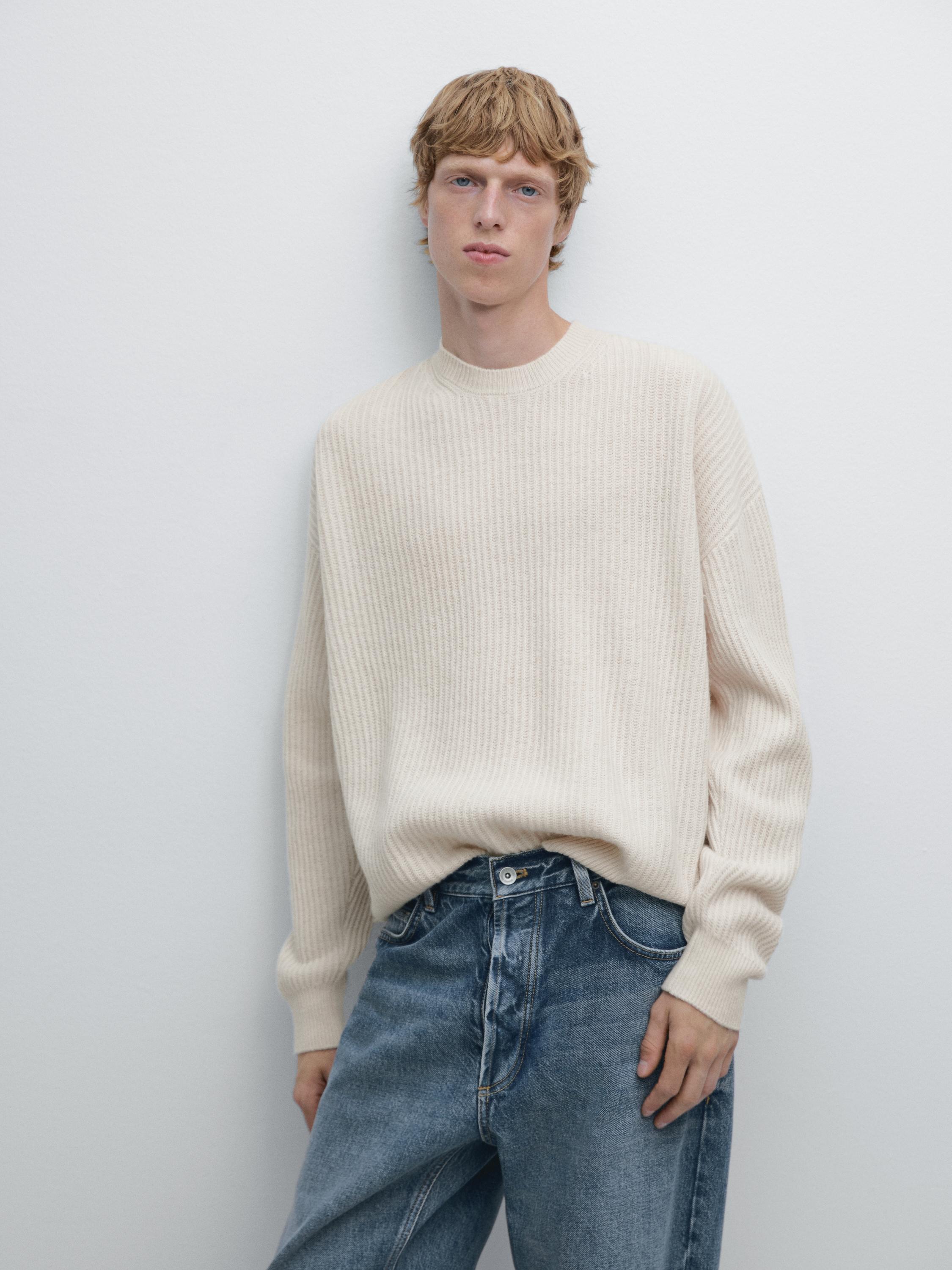 Crew neck ribbed sweater