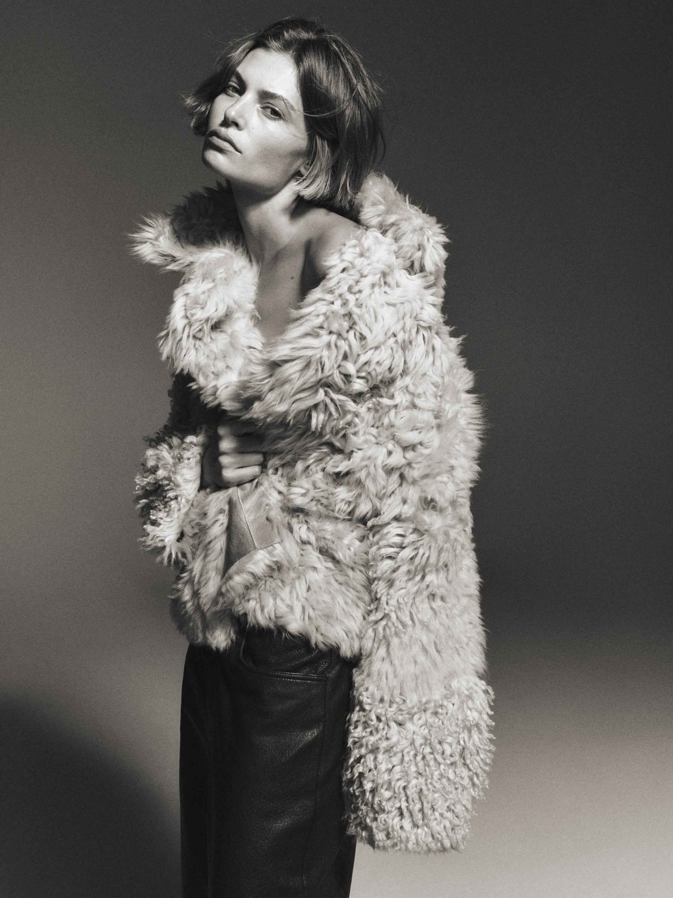 Short leather coat with fur - STUDIO — CREAM