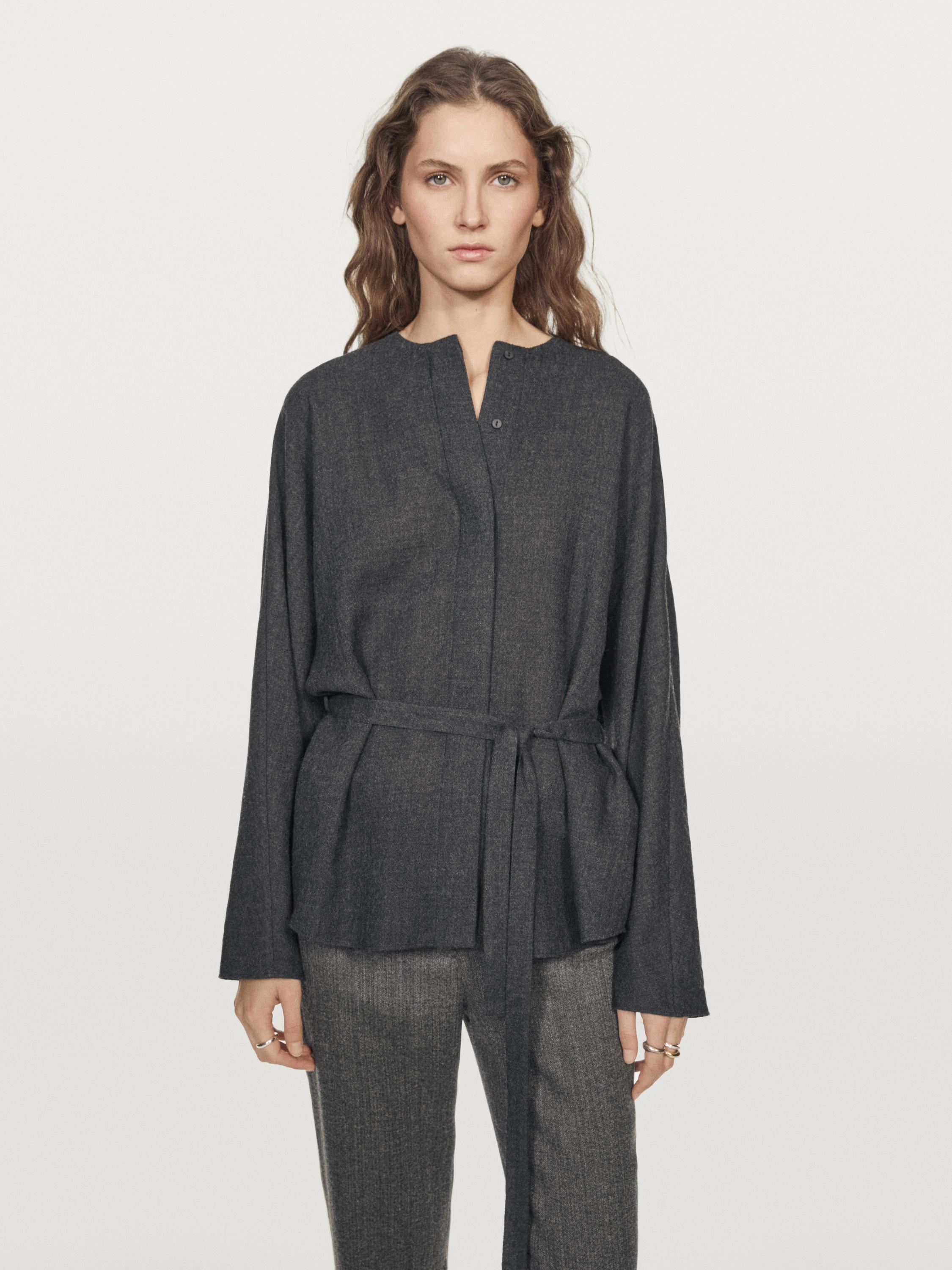 Hemd aus Wollmischgewebe mit Gürtel