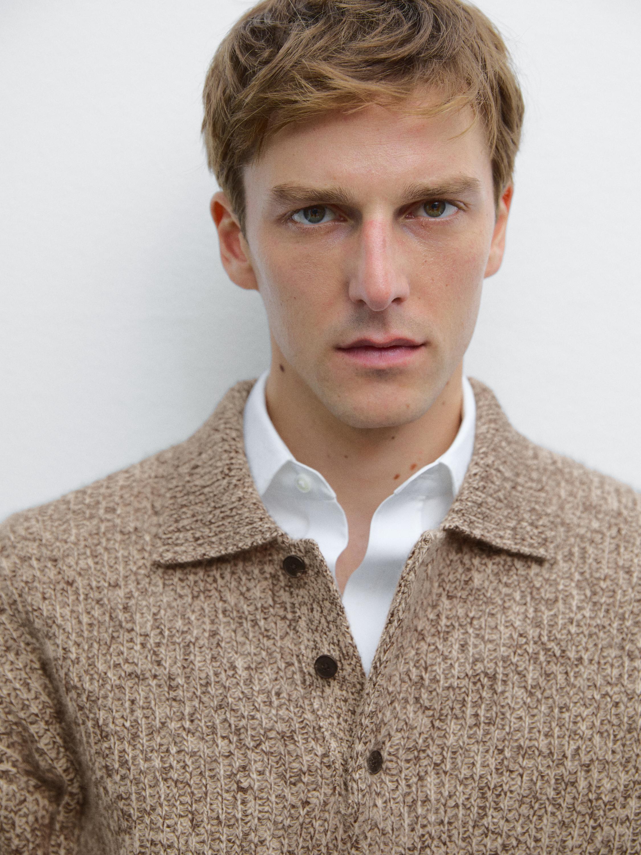 100% cashmere knit polo sweater