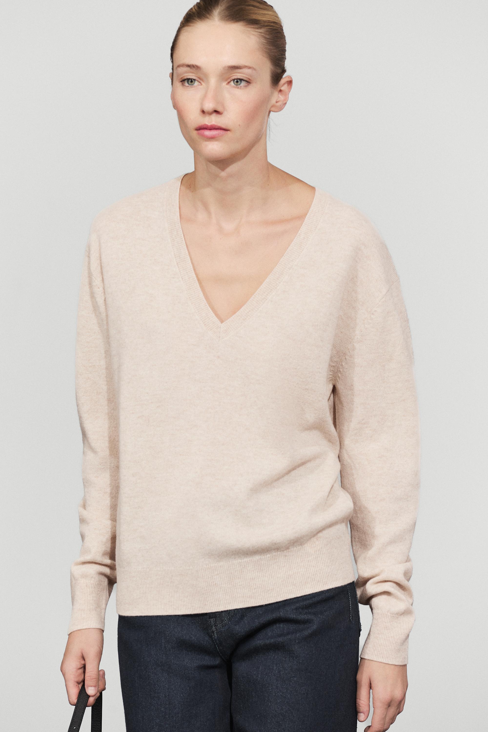 Wool blend V-neck knit sweater