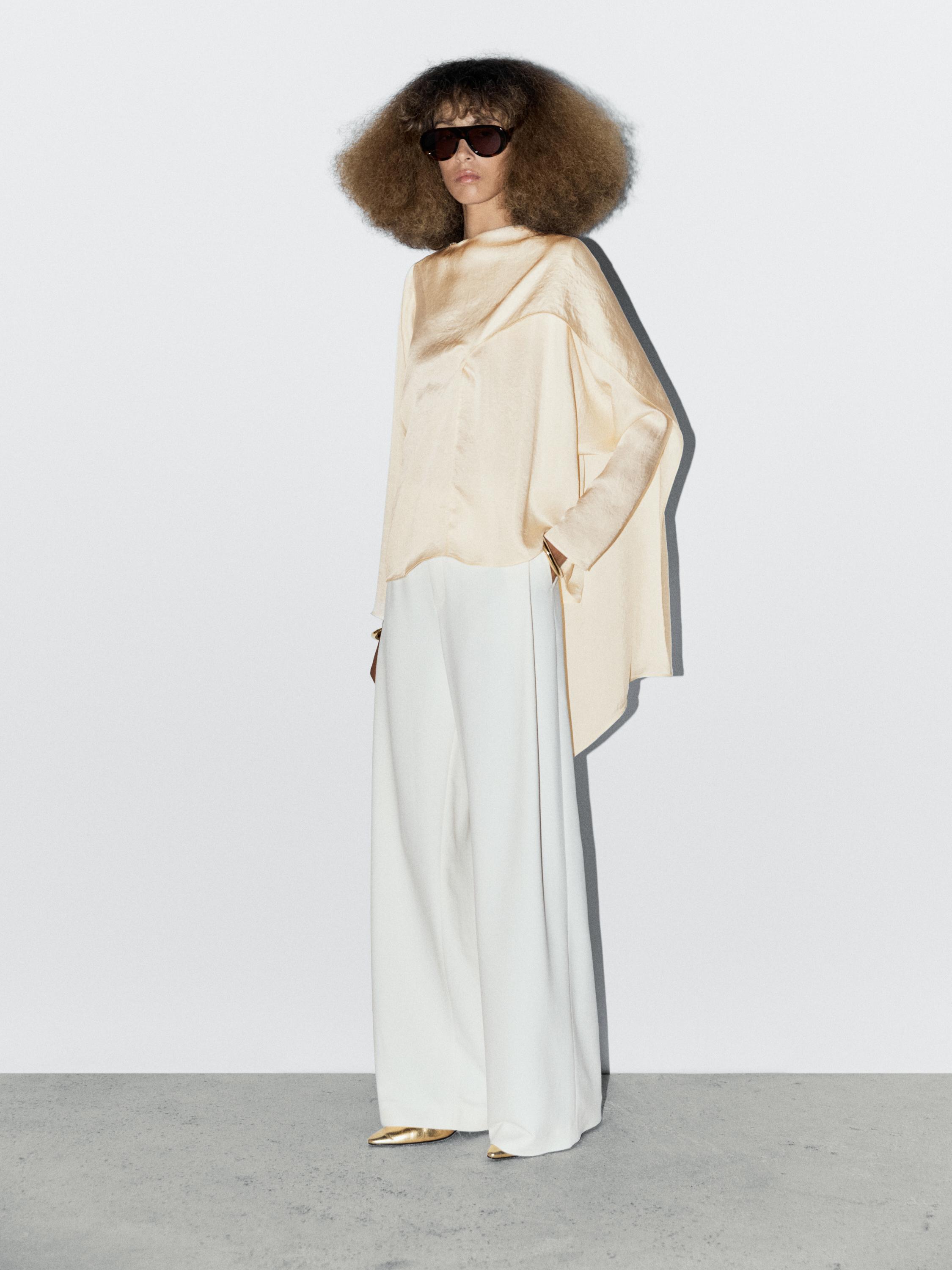 Blusa arin satinatua lepo inguratzailearekin - STUDIO