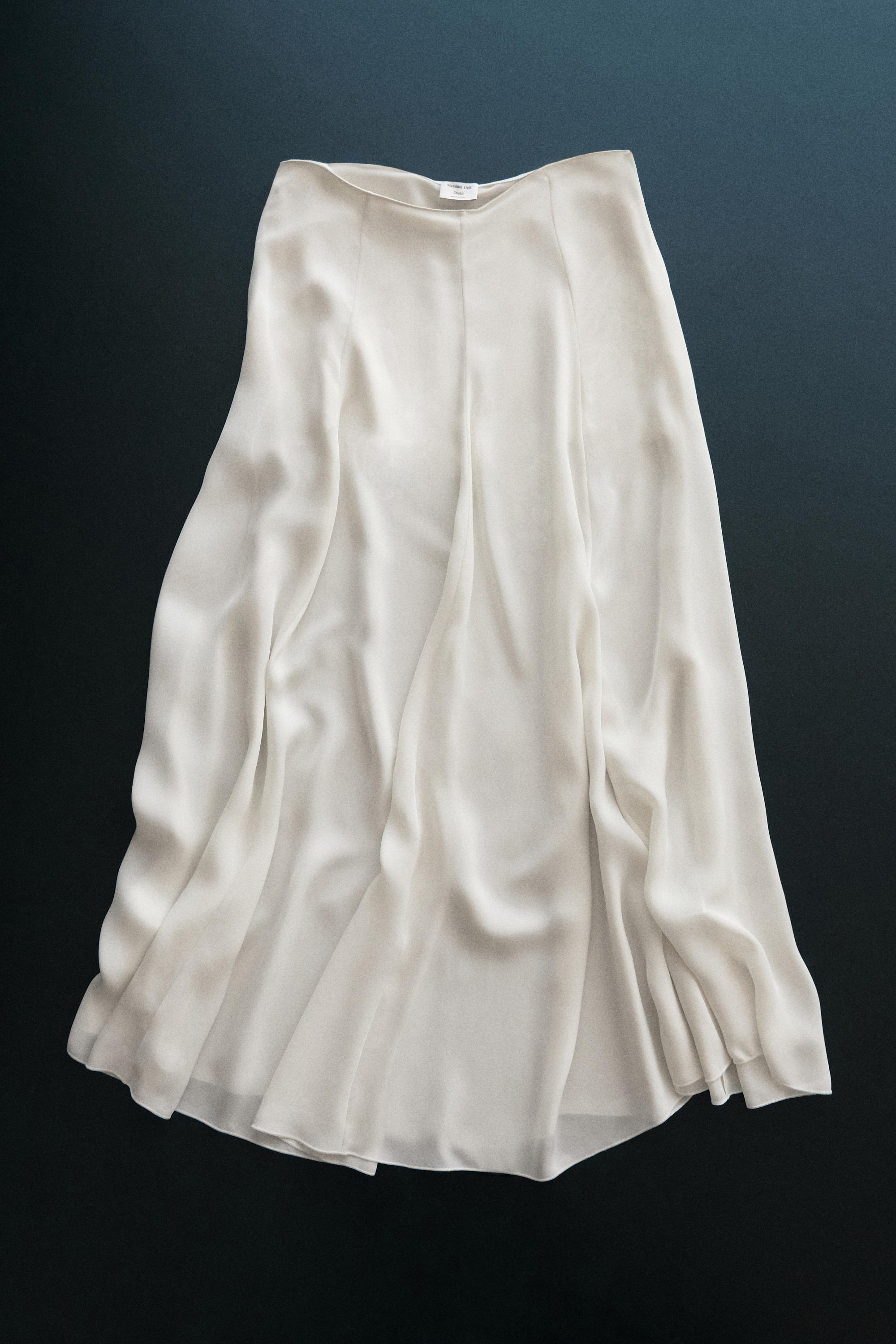 Flowing 100% silk midi skirt with seams - STUDIO — CREAM