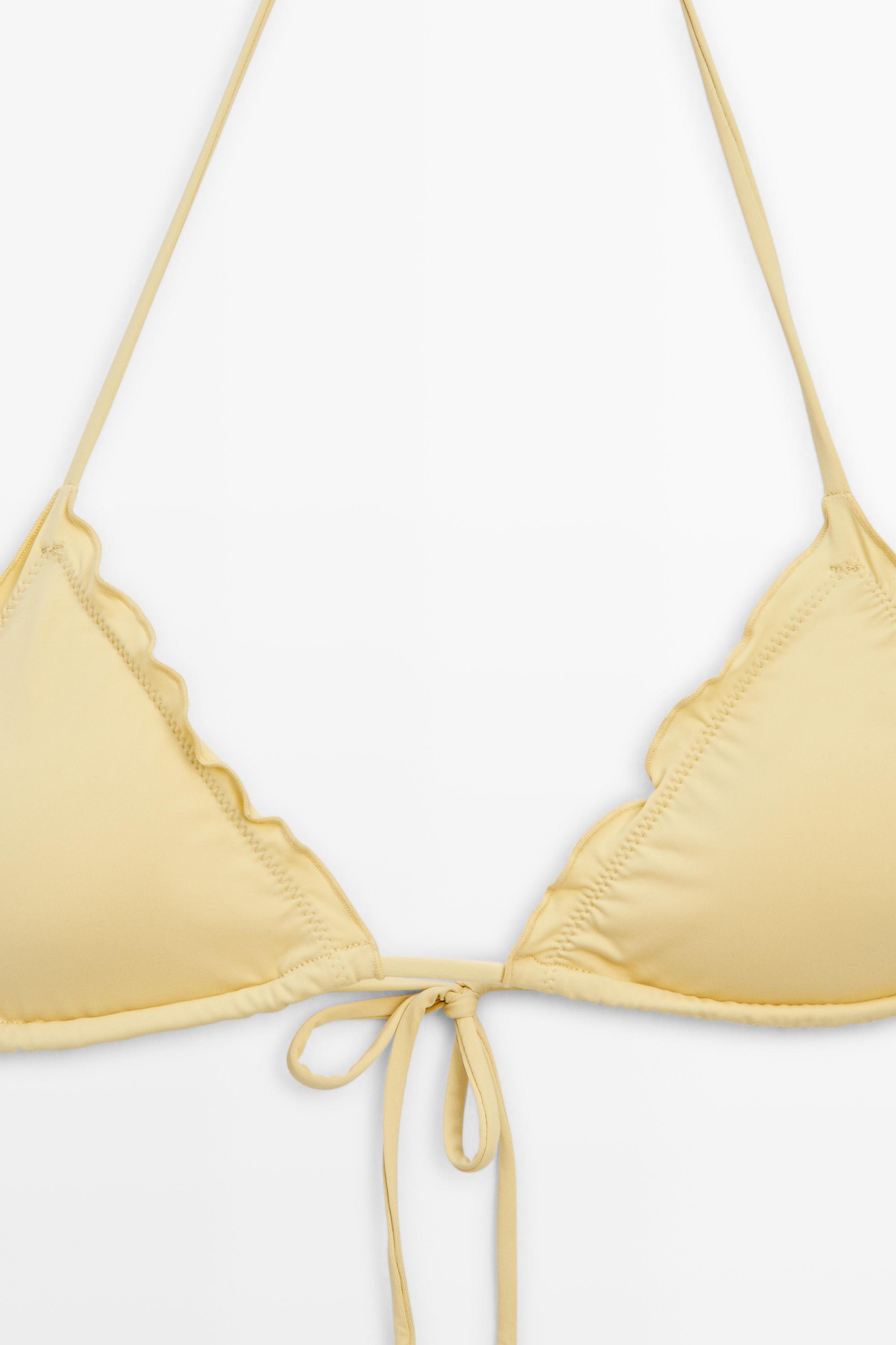 Ruffled triangle bikini top — Vanilla