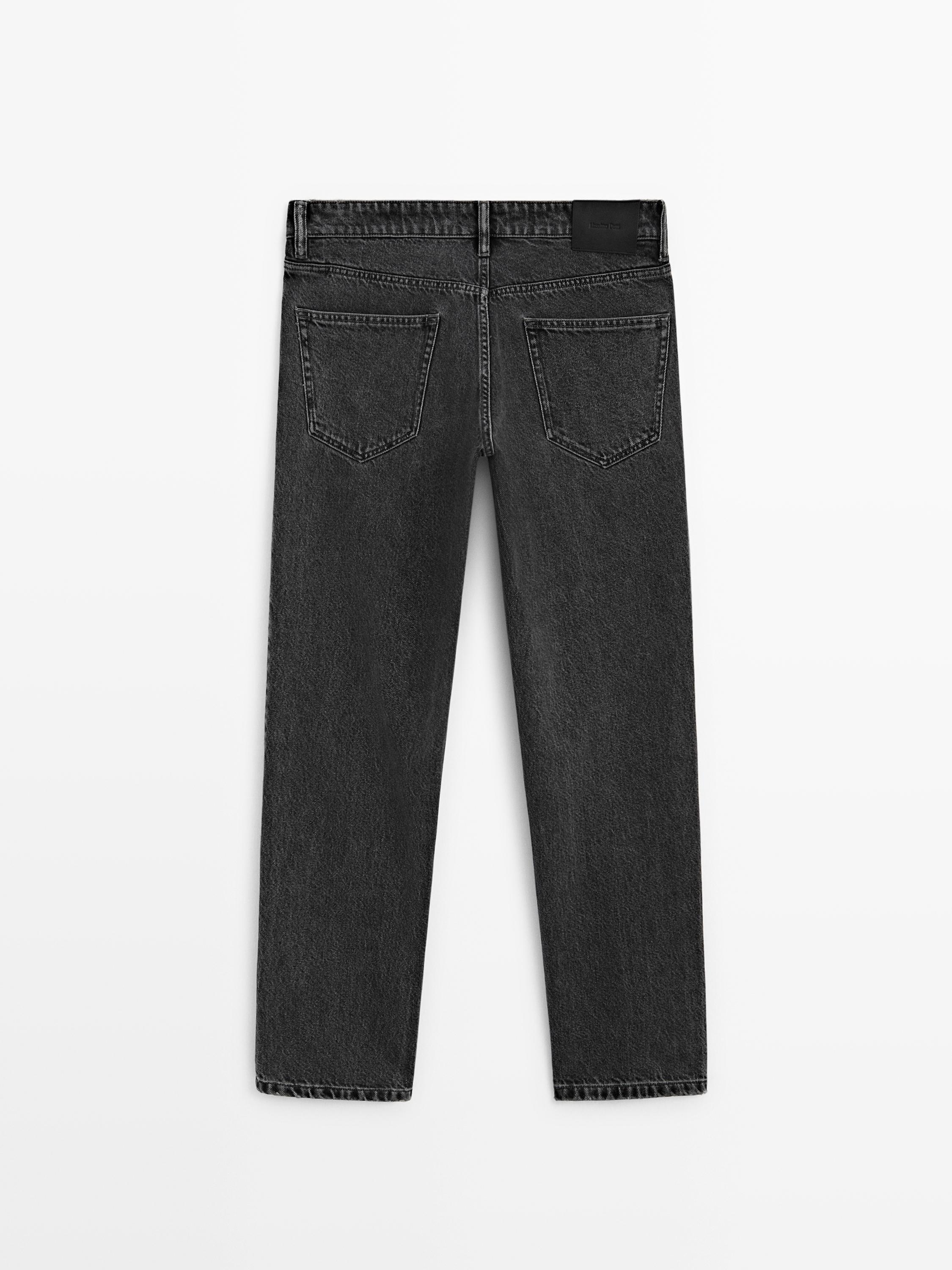 Tapered fit jeans