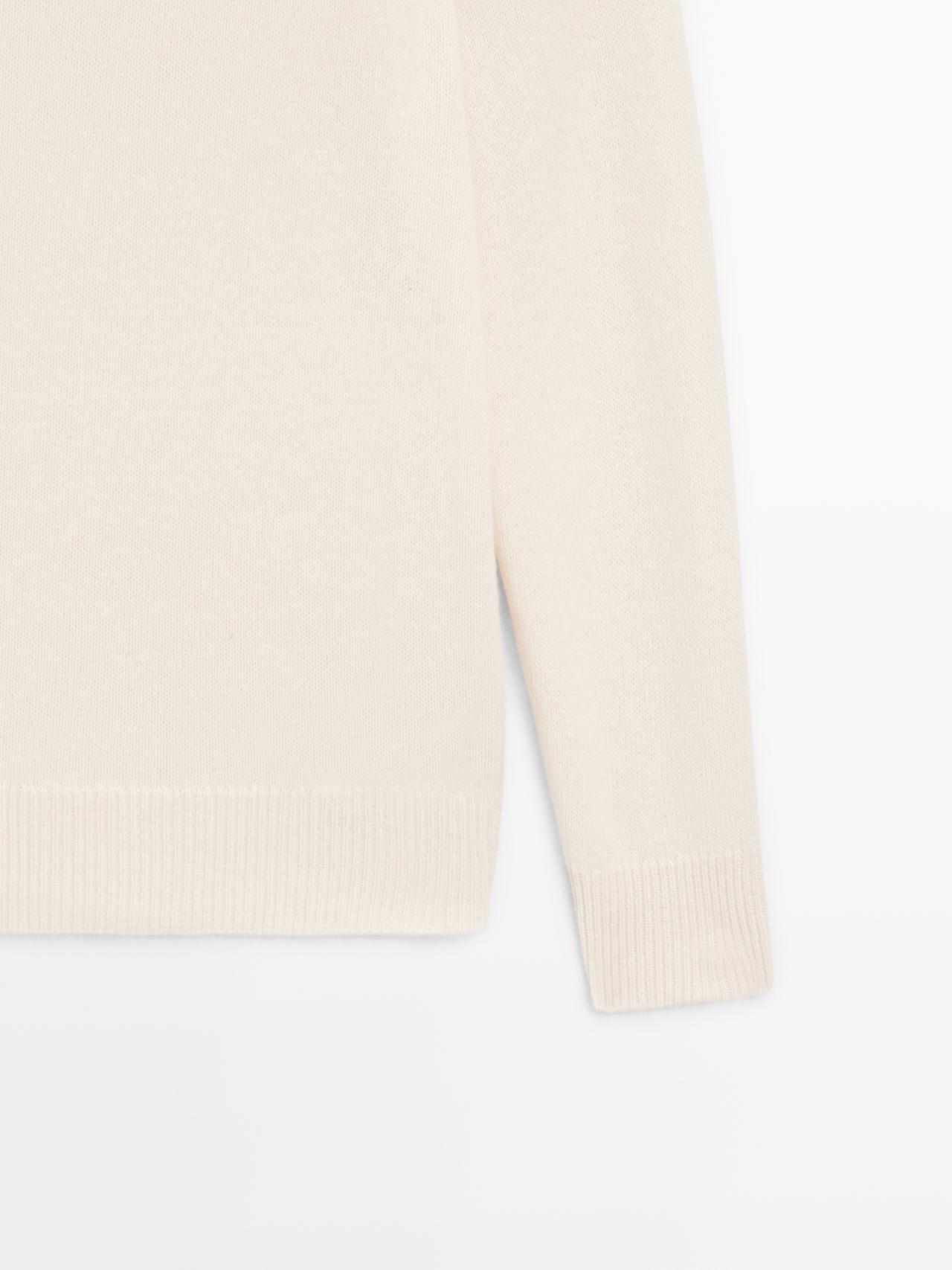 Wool blend turtleneck knit sweater — CREAM
