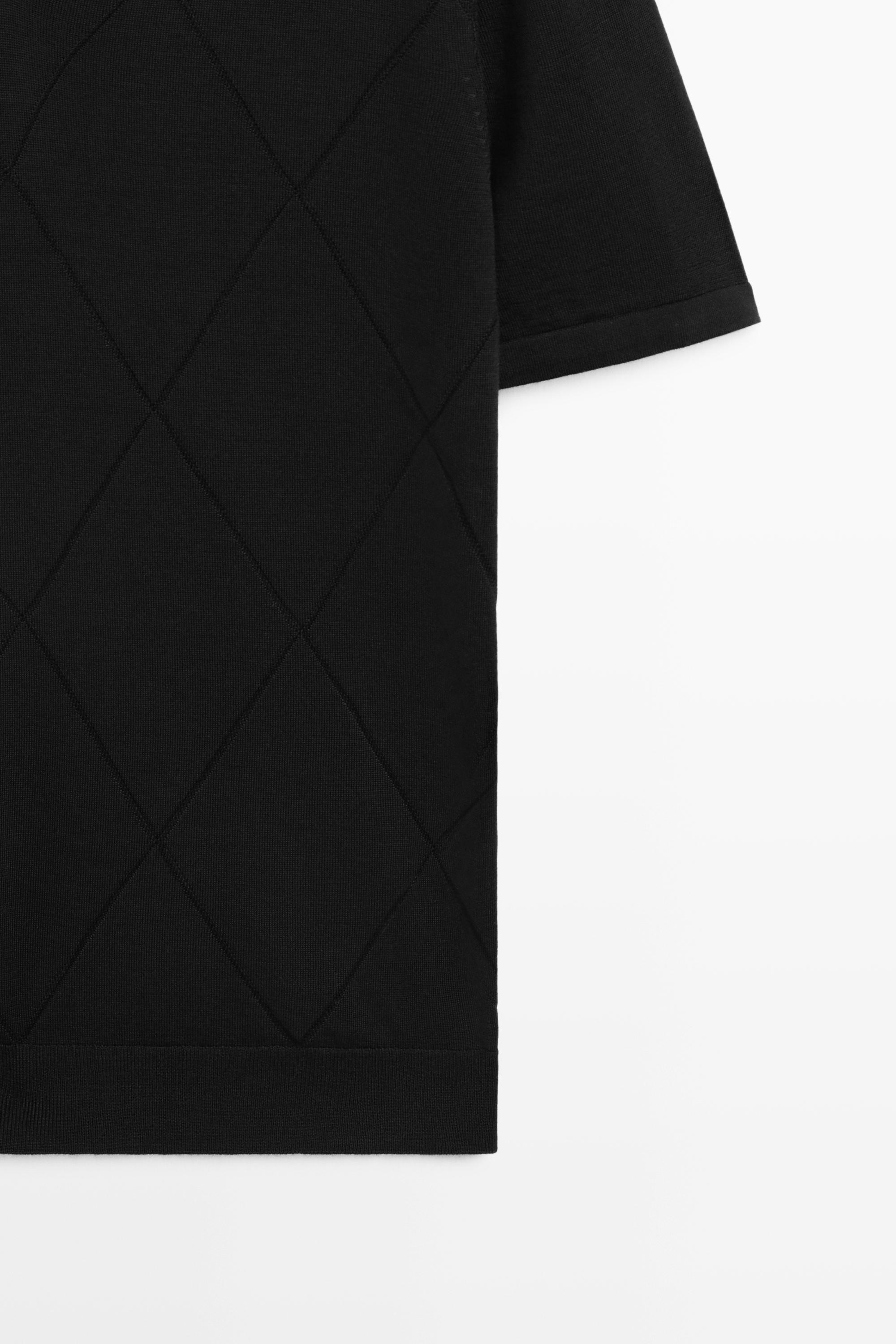 Argyle knit polo sweater — BLACK