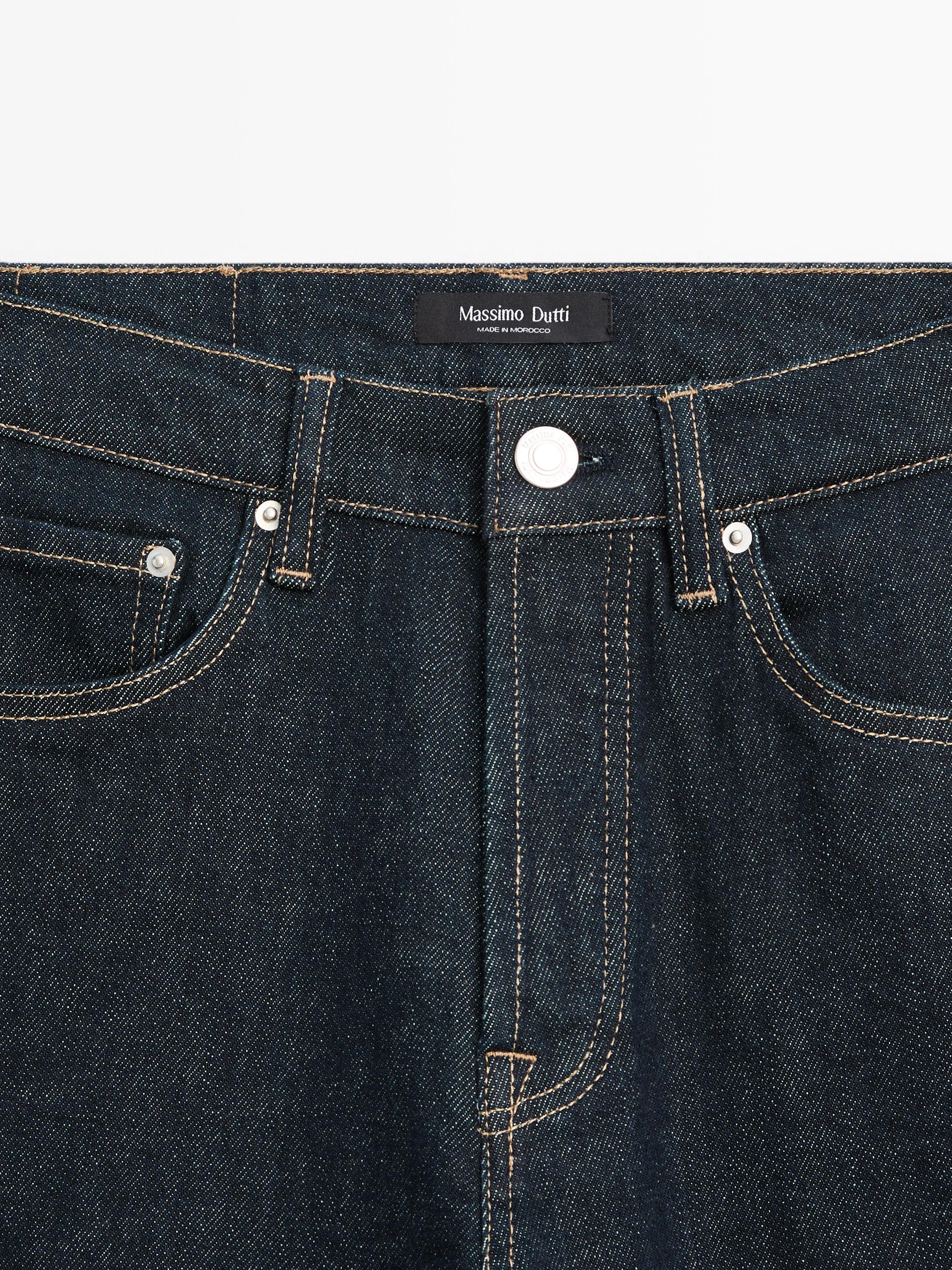 Straight-leg high-waist jeans
