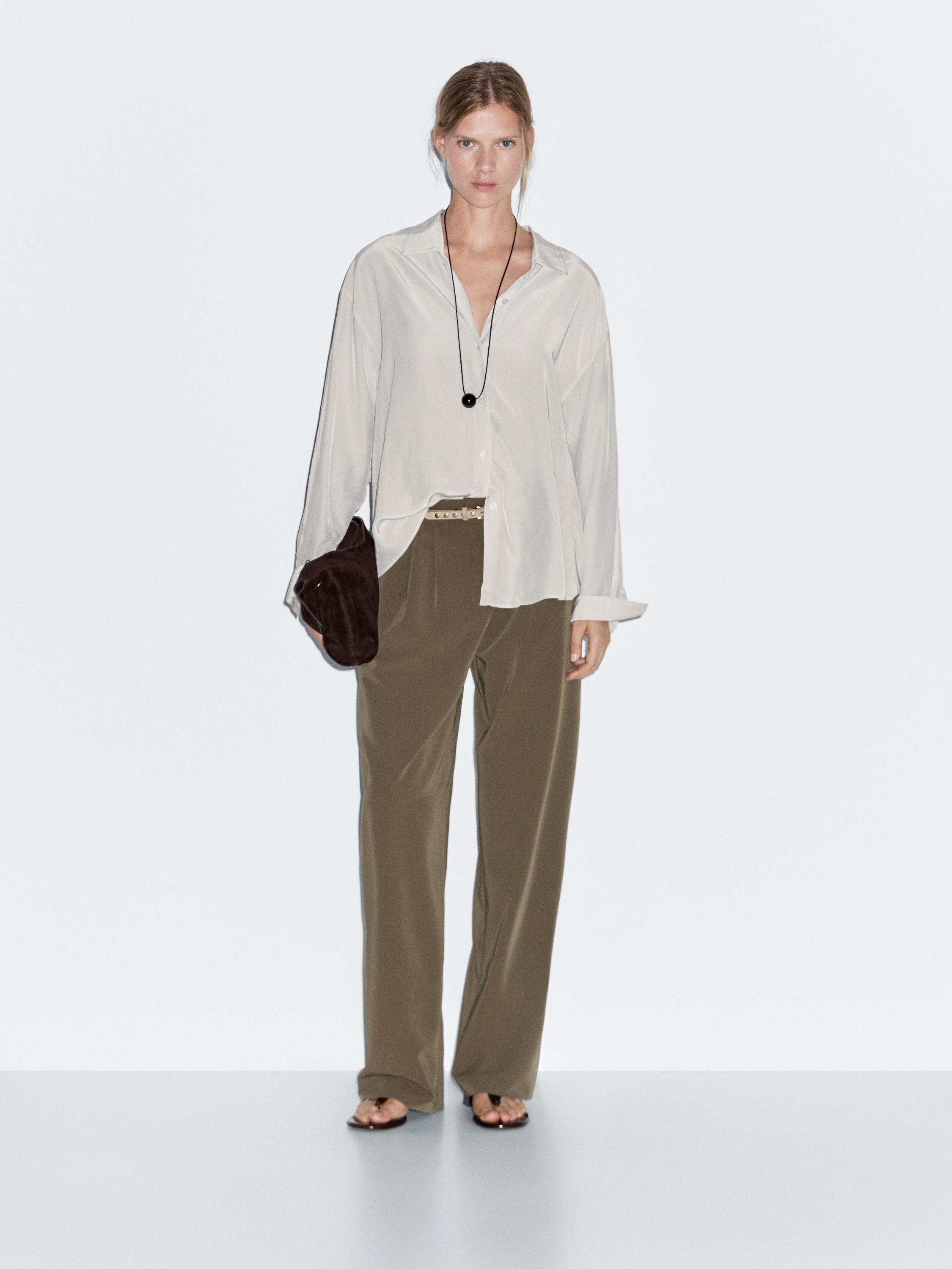 Wide-leg flowing trousers with darts