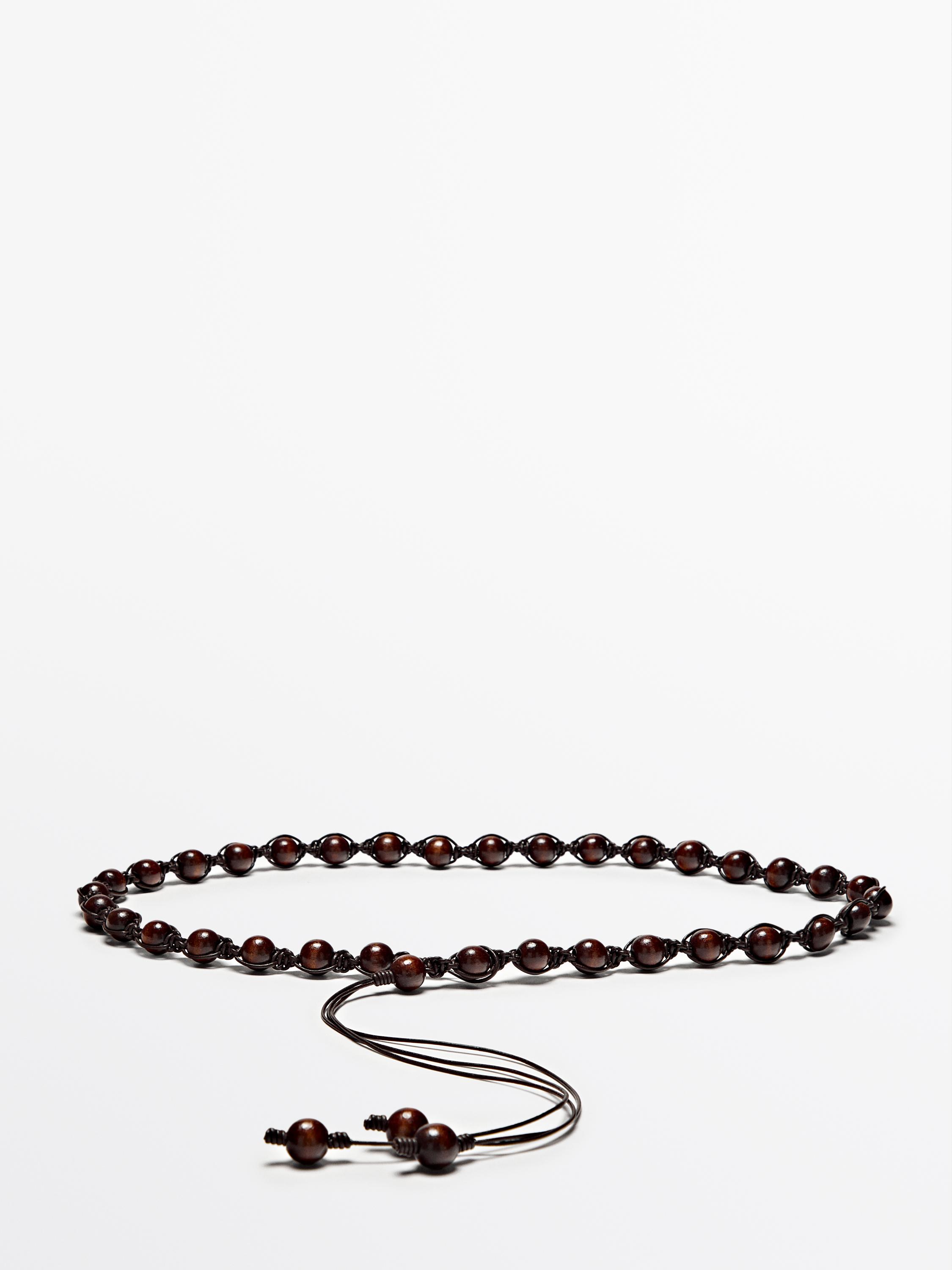 Contrast wood and leather bead belt