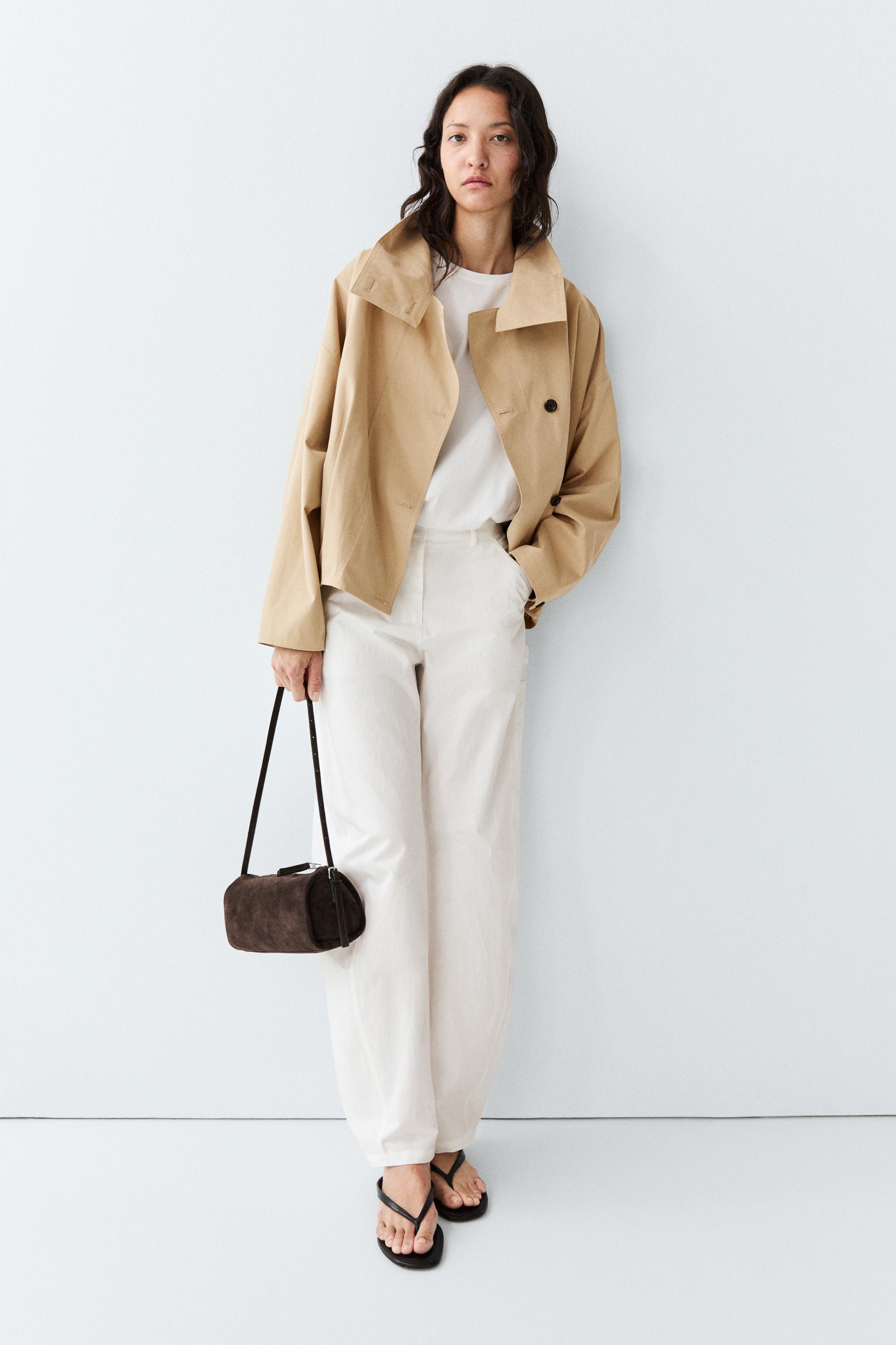 Pleated stand-collar bomber jacket — Beige