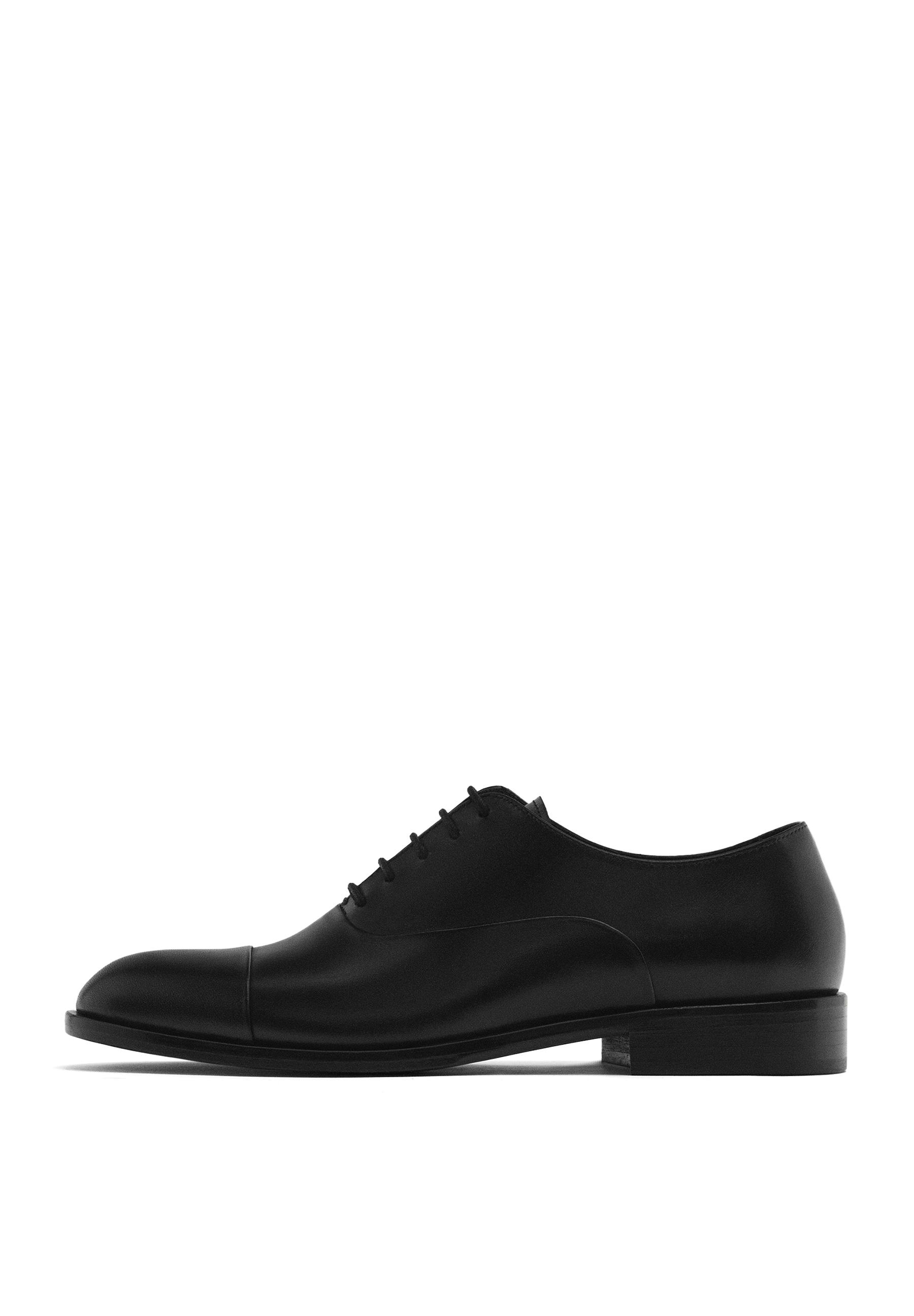 Oxford shoes — BLACK