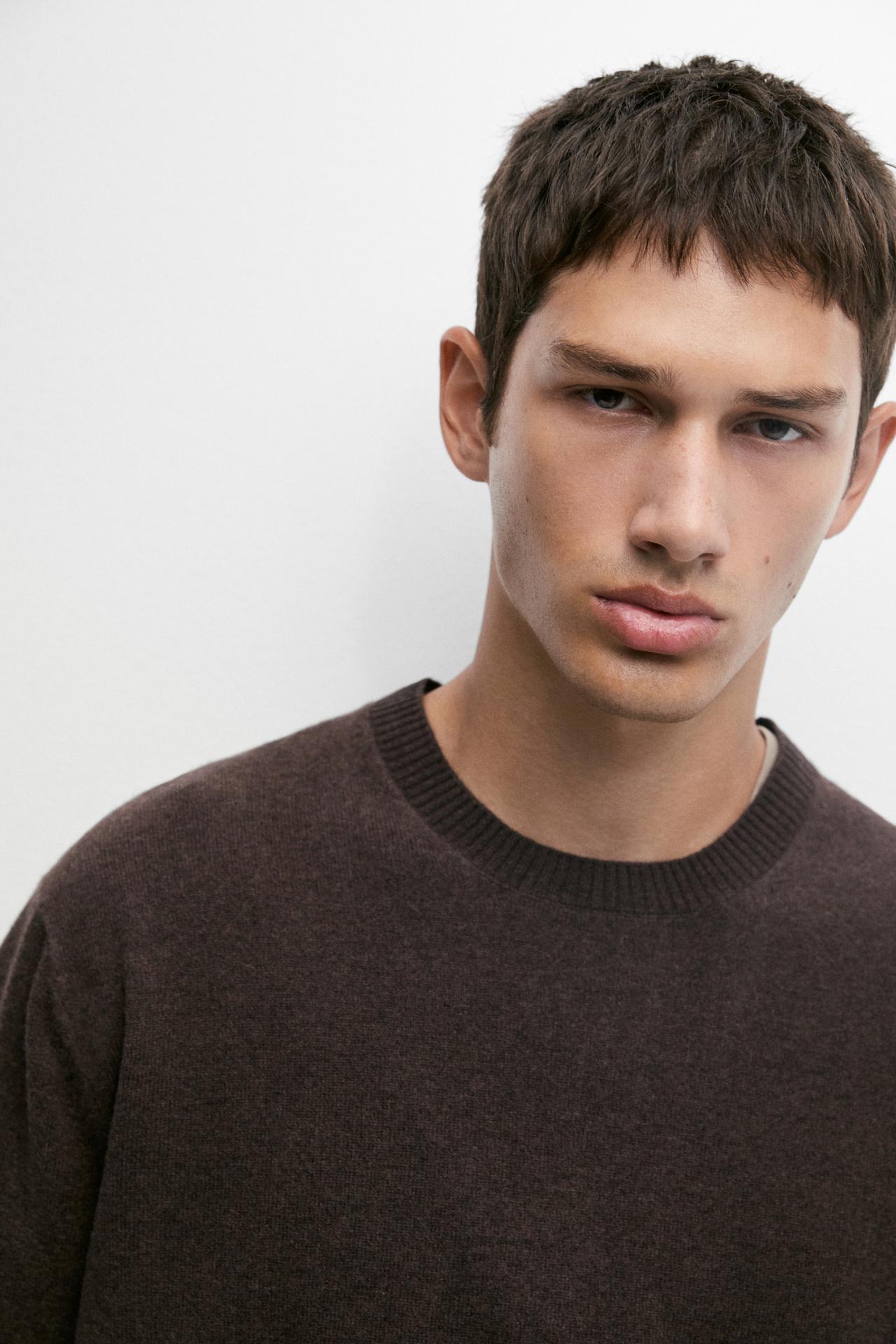 Wool blend round neck knit sweater — Chocolate