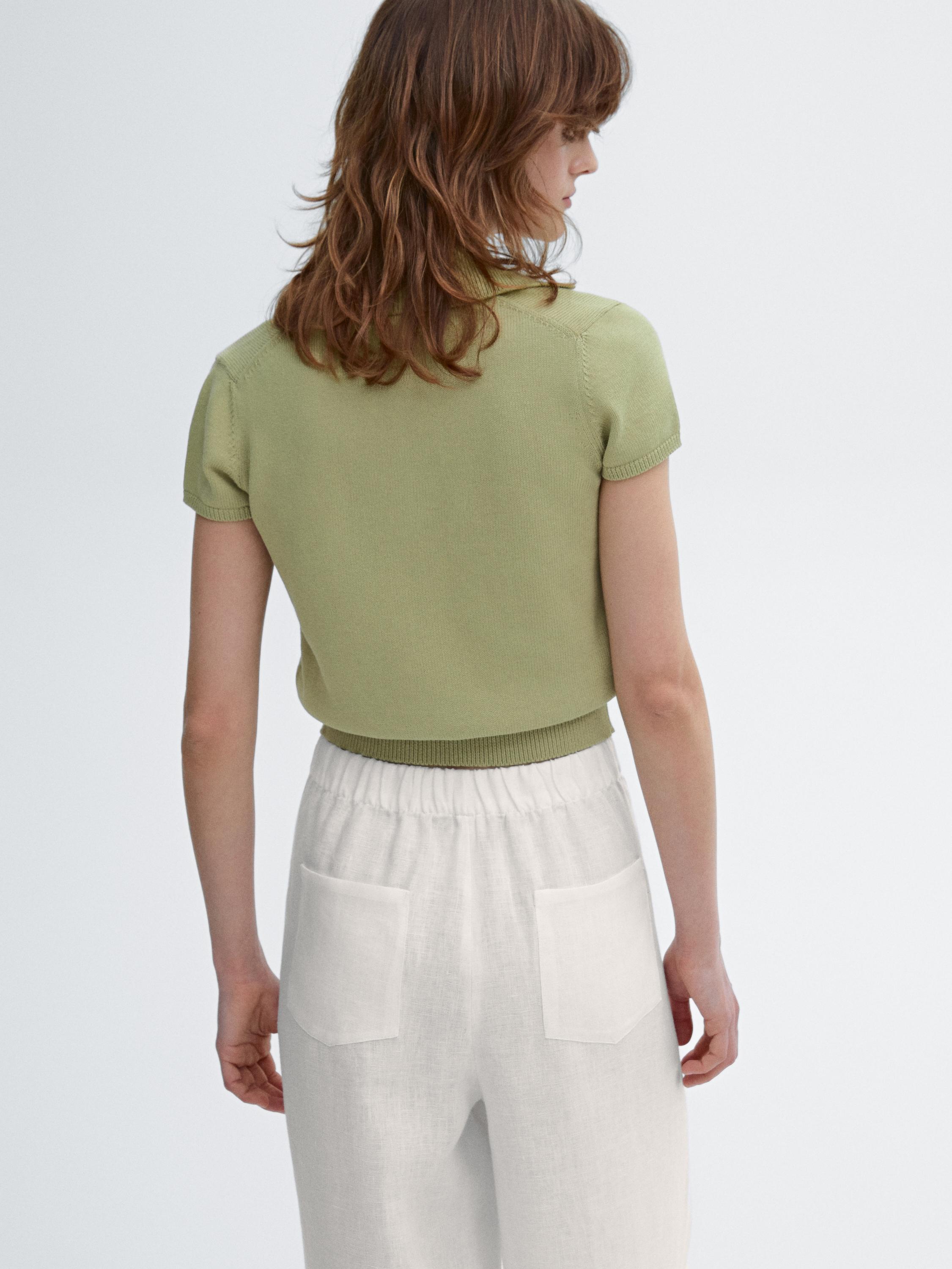 Short sleeve knit polo shirt