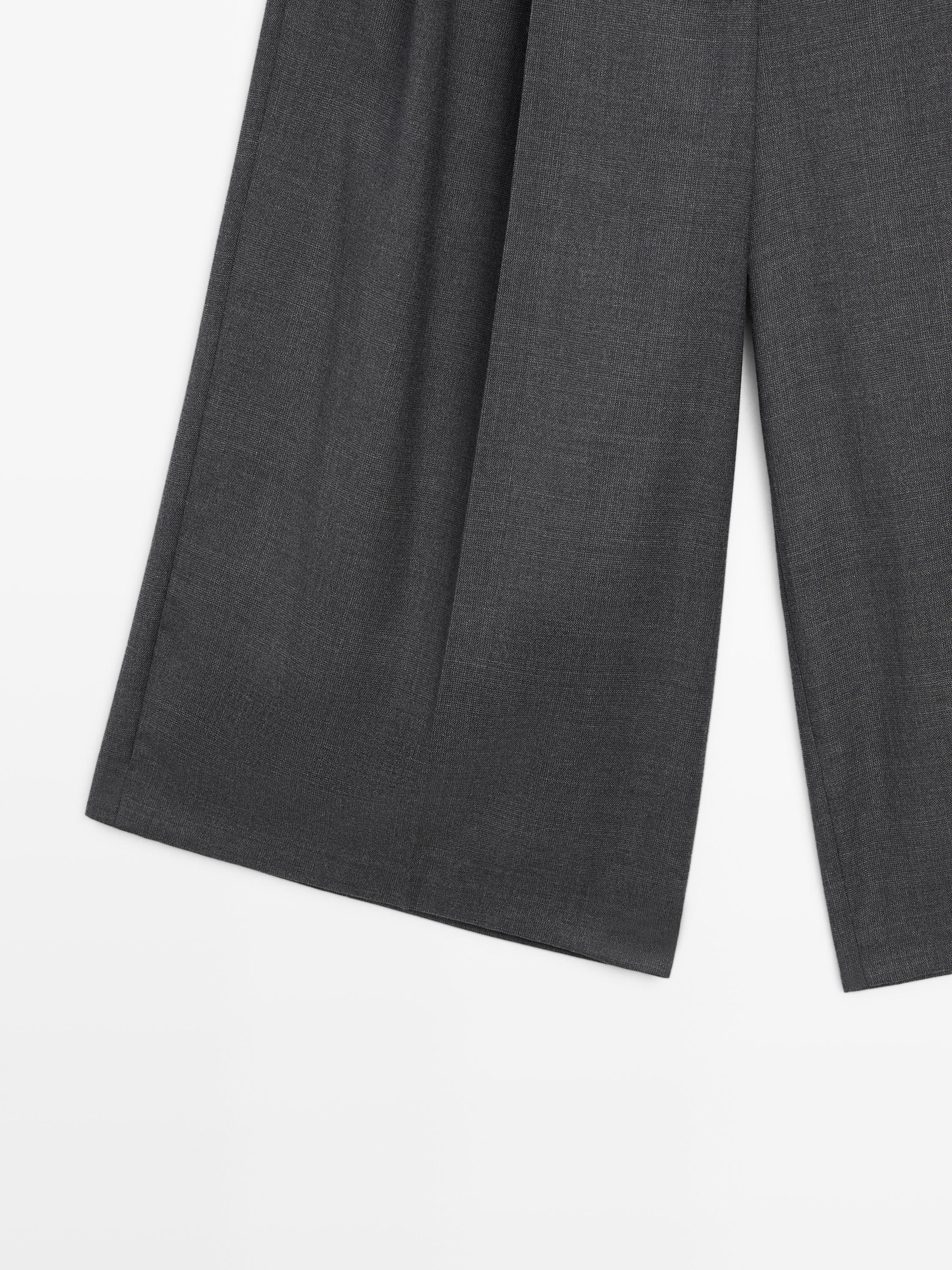 Long wool Bermuda shorts with darts — GREY