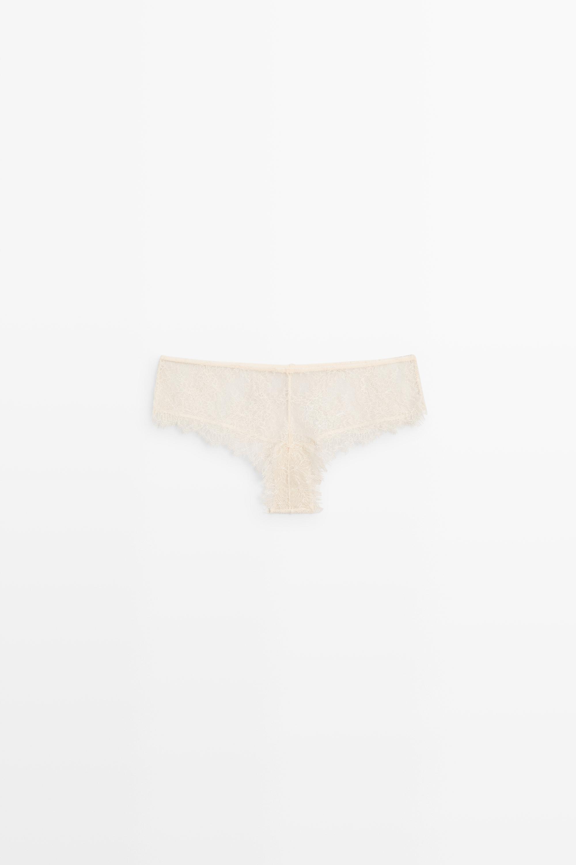 Scalloped lace culotte briefs — CREAM